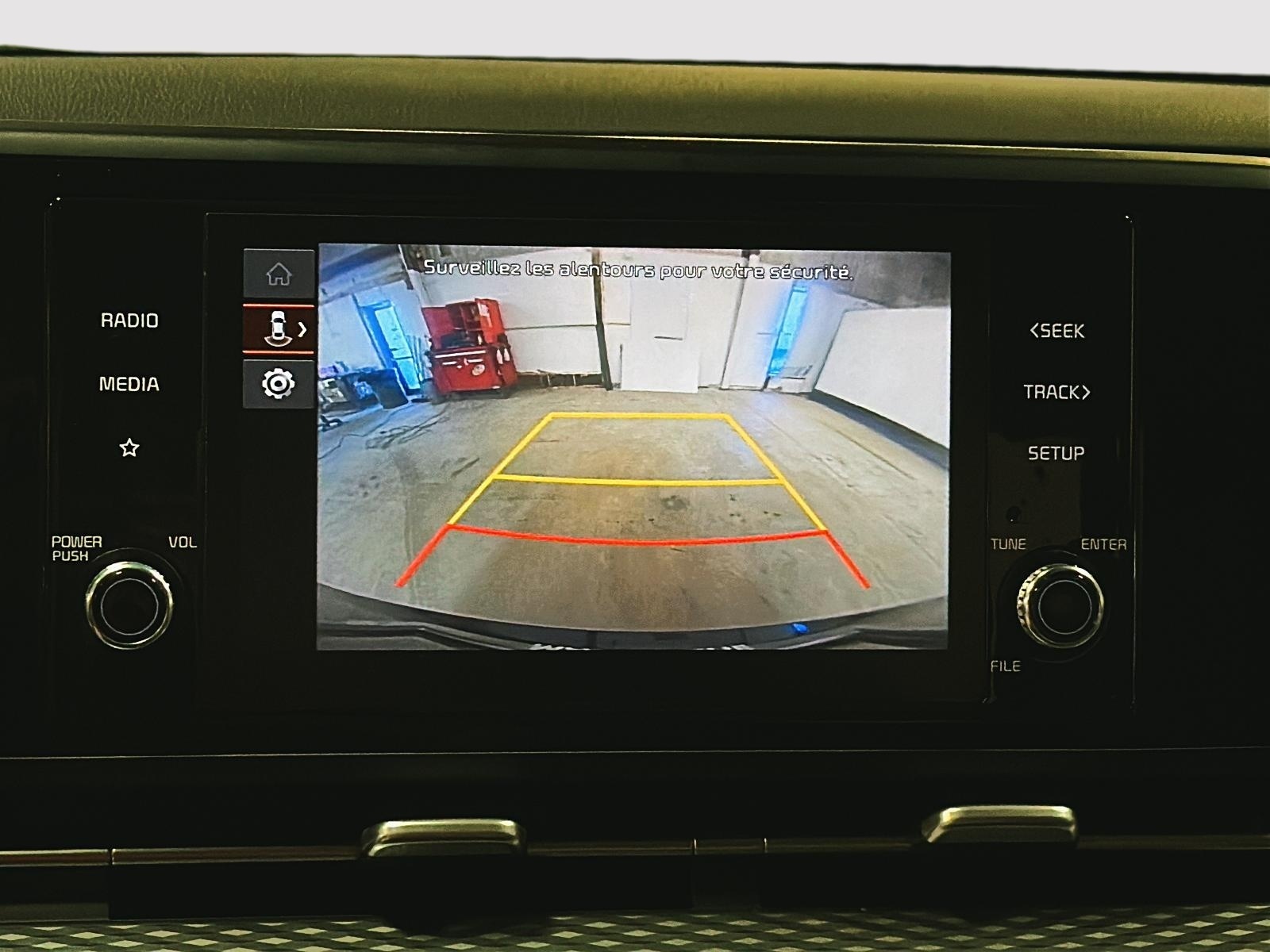 Kia CARNIVAL 2023 - Image #21