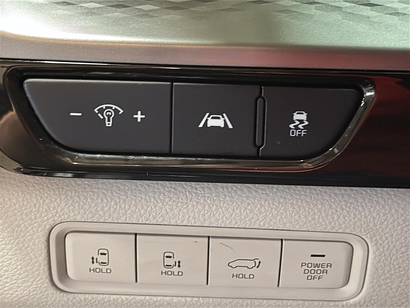 Kia CARNIVAL 2023 - Image #25