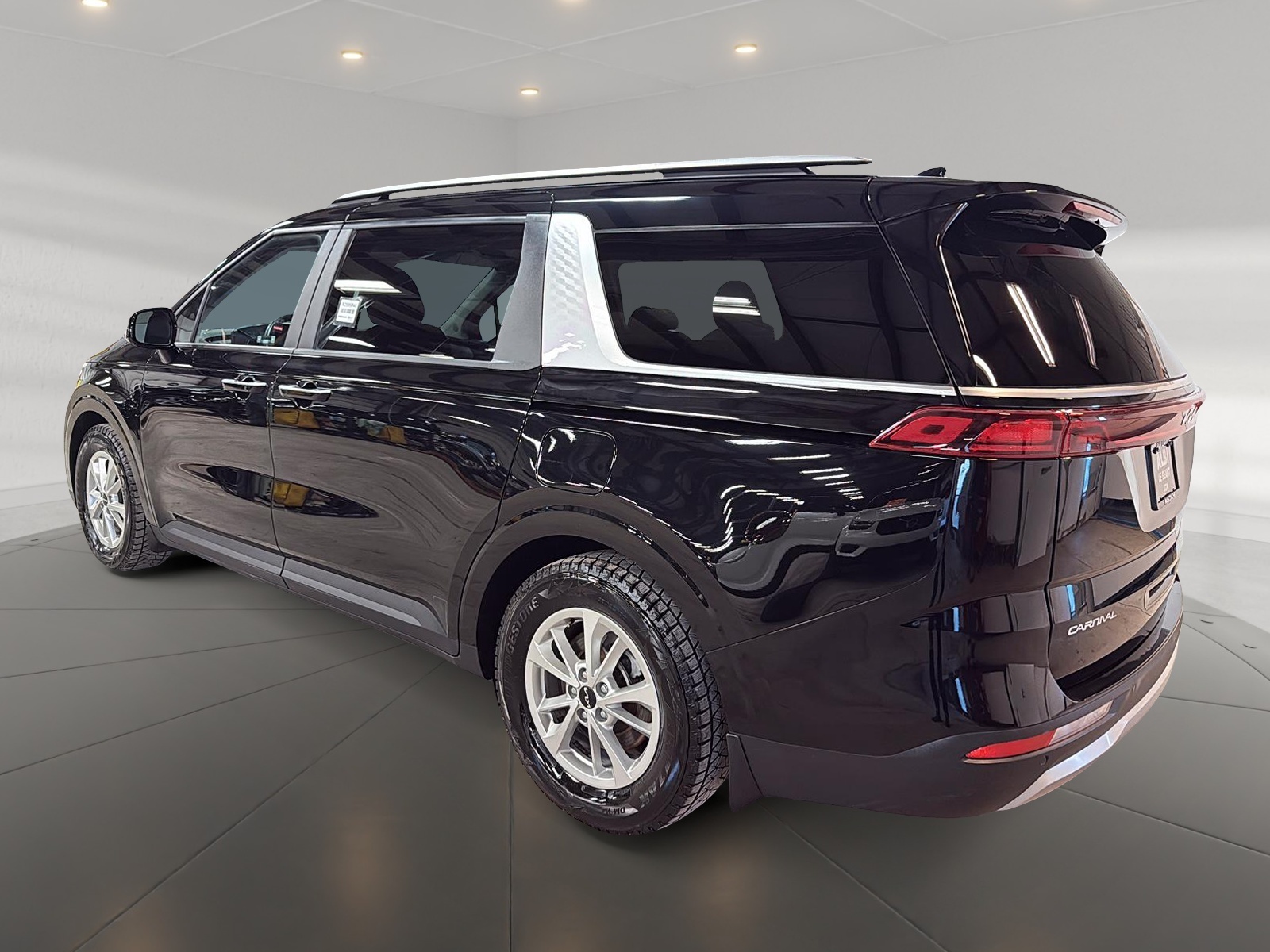 Kia CARNIVAL 2023 - Image #6