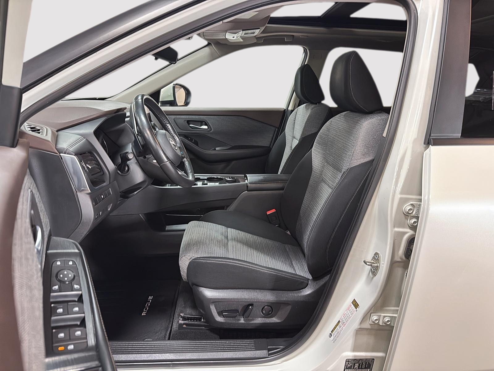 Nissan Rogue SV TOIT PANO 4RM 2023 — photo 8
