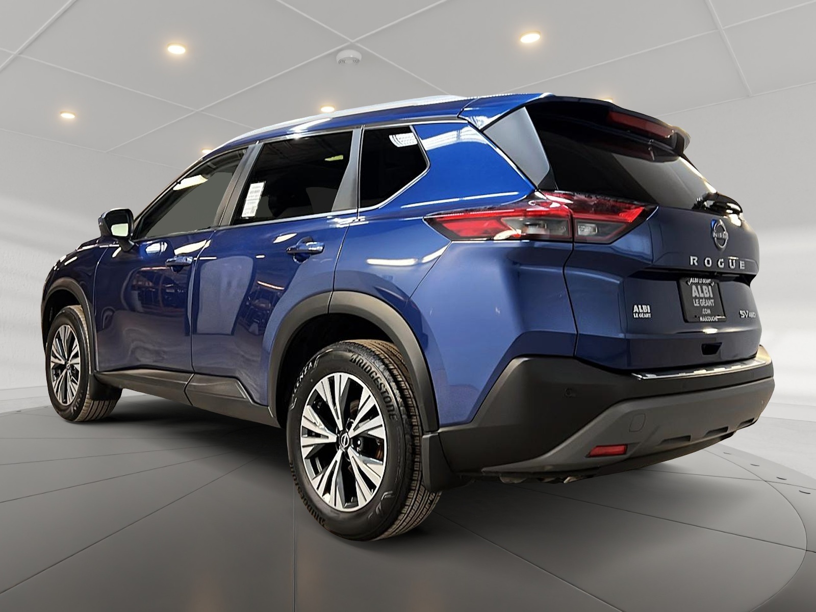 Nissan Rogue SV TOIT PANO 4RM 2023 — photo 6