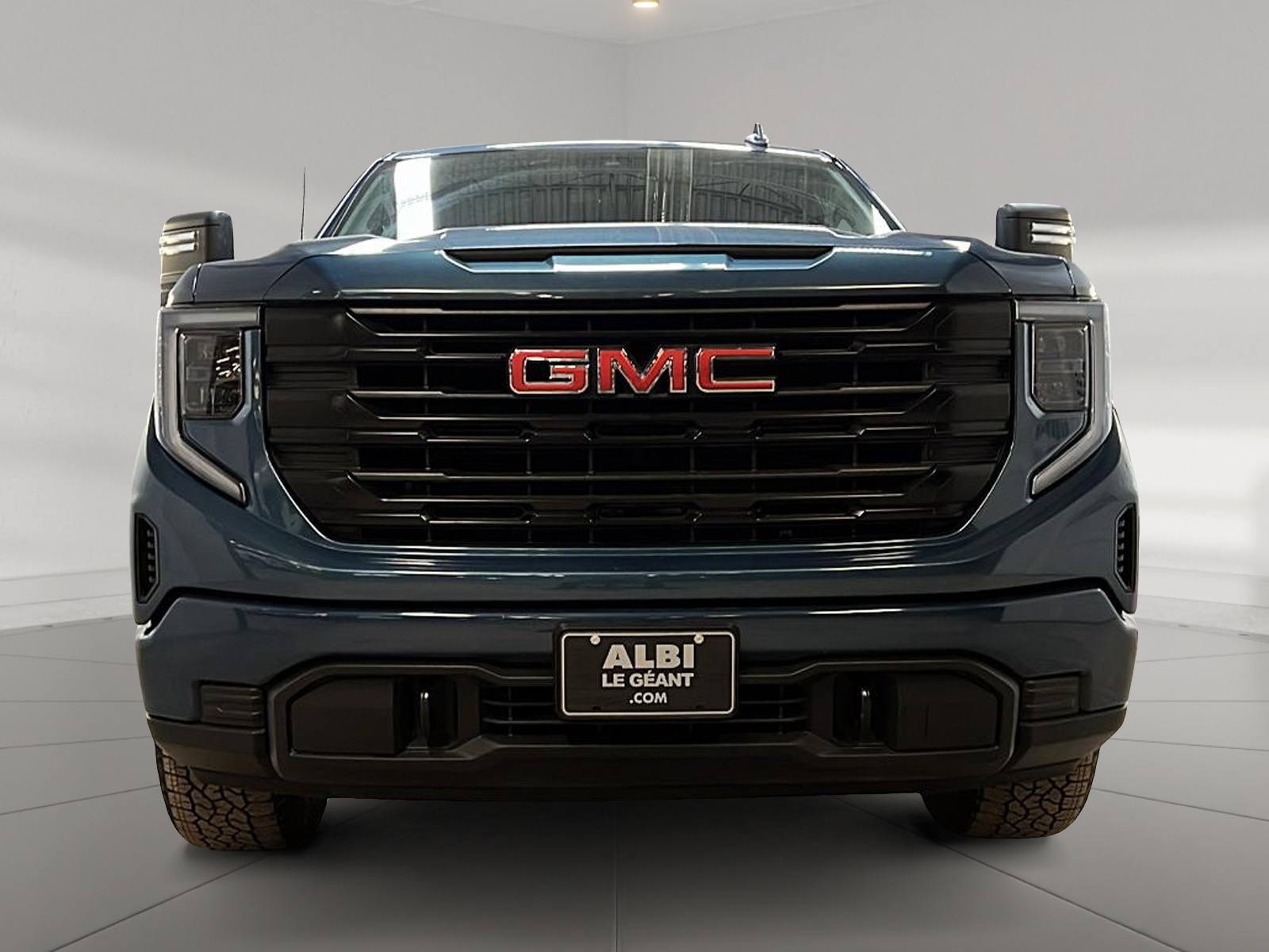 GMC Sierra 1500 PRO GRAPHITE CREW CAB 4X4 2024 - image #2