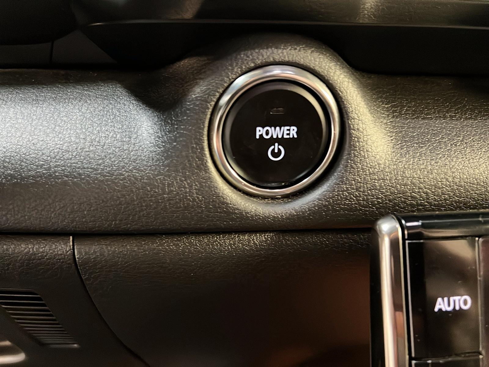 Mazda MX-30 2023 - Image #19