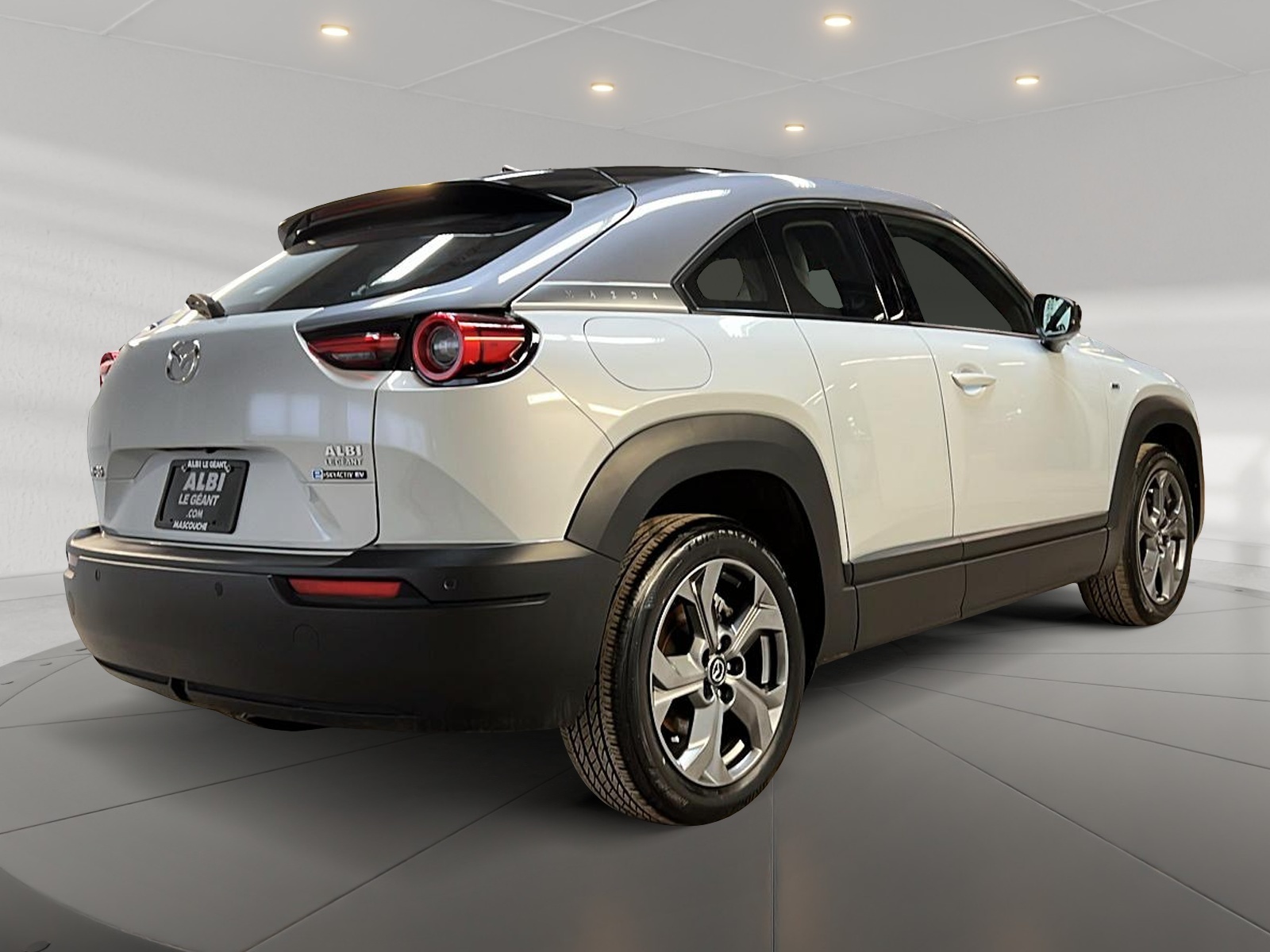 Mazda MX-30 2023 - Image #4