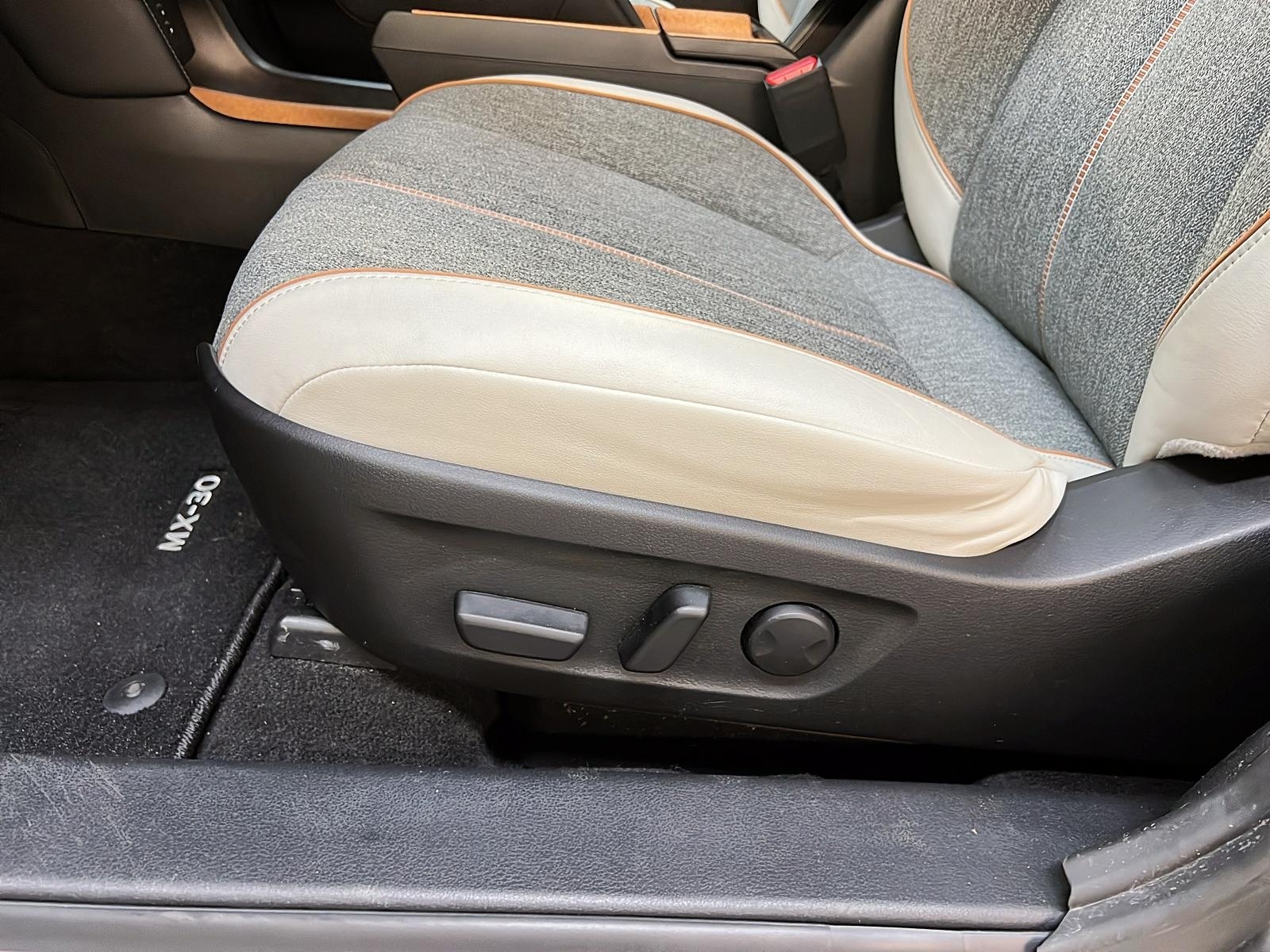 Mazda MX-30 GT TOIT NAV 2023 - image #25