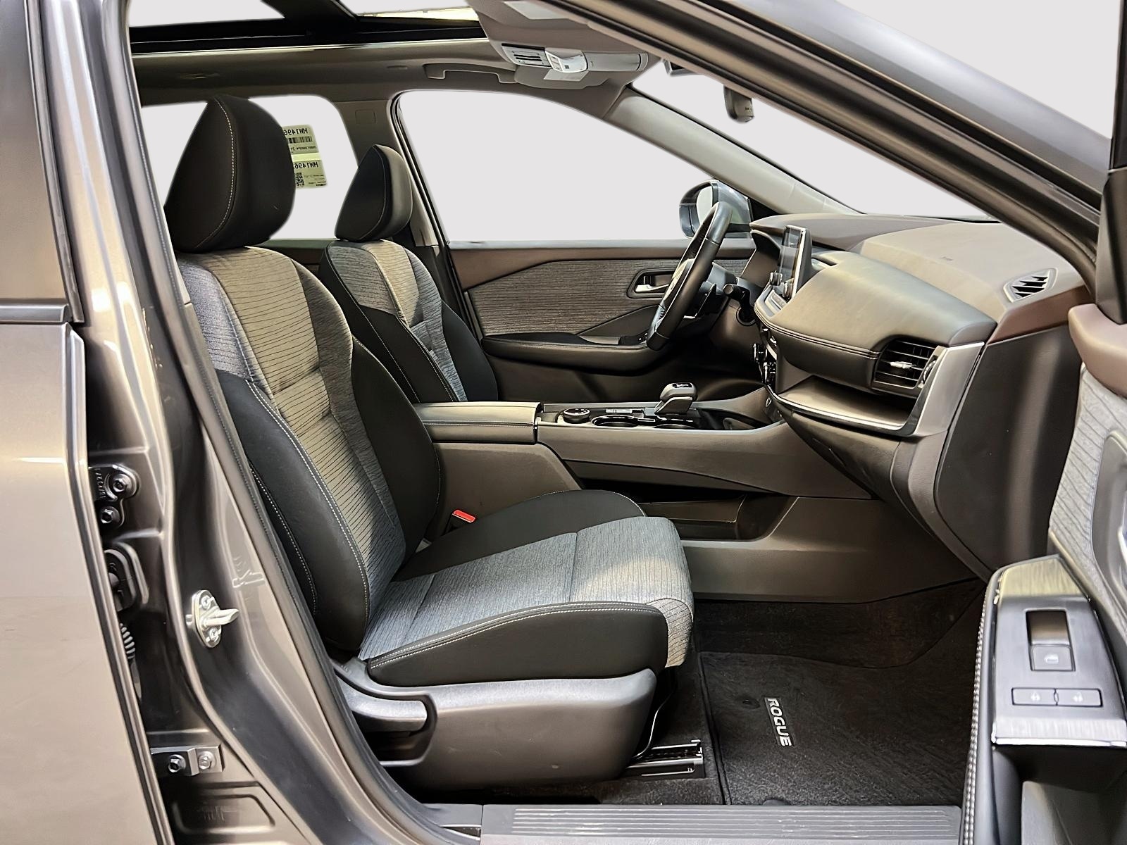 Nissan Rogue SV TOIT PANO 4RM 2023 — photo 8