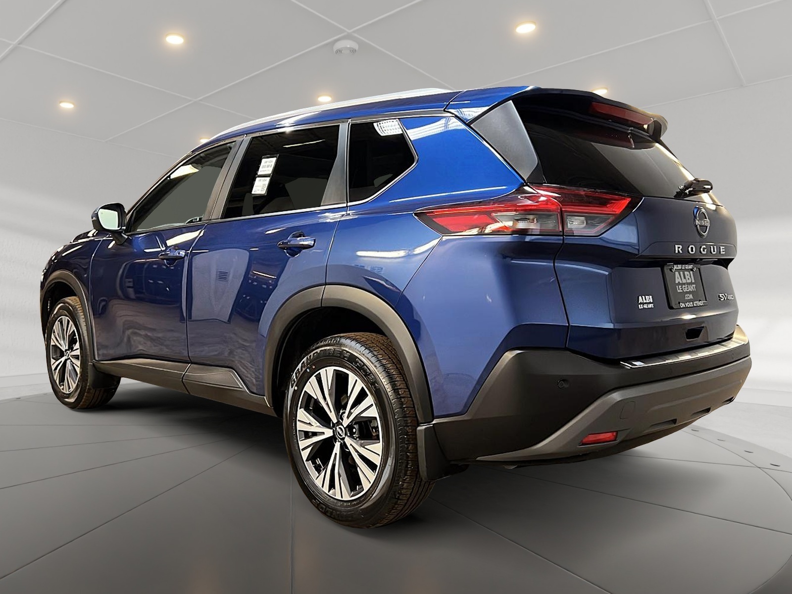 Nissan Rogue SV TOIT PANO 4RM 2023 — photo 6