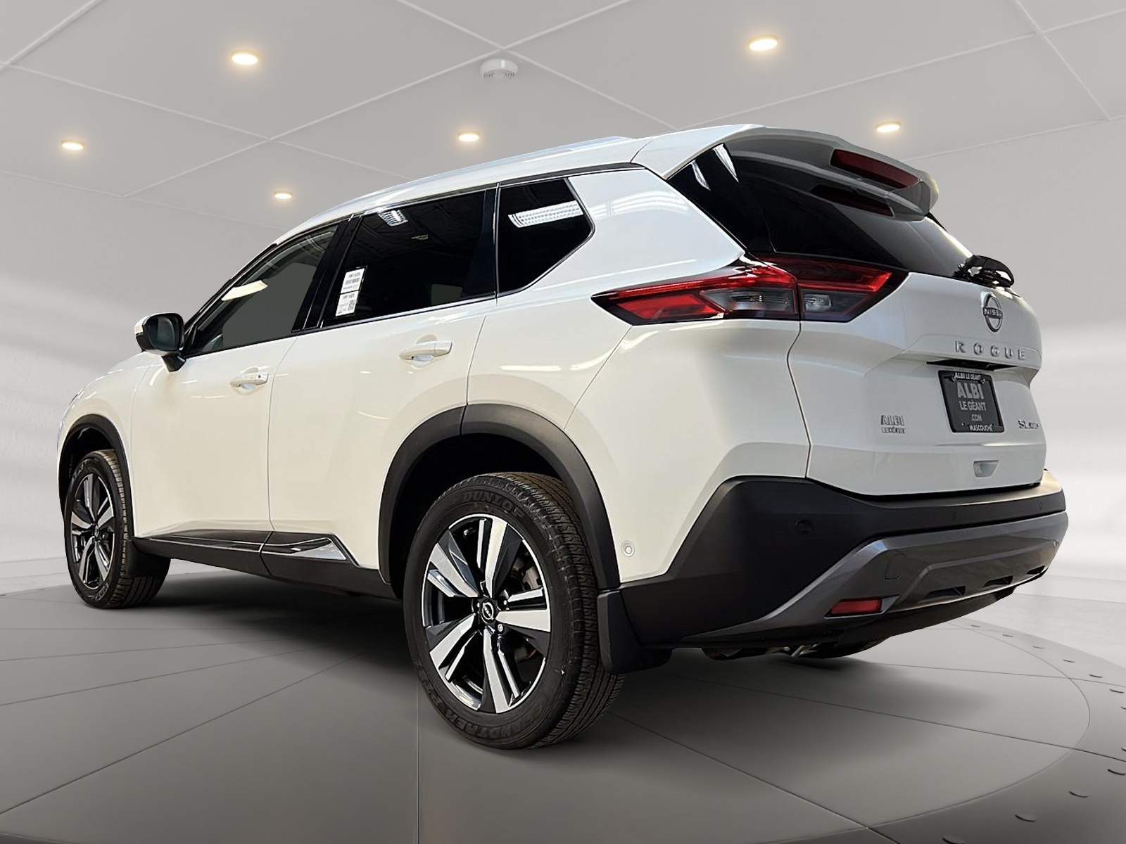 Nissan Rogue SL CUIR TOIT PANO NAV 4RM 2023 — photo 6