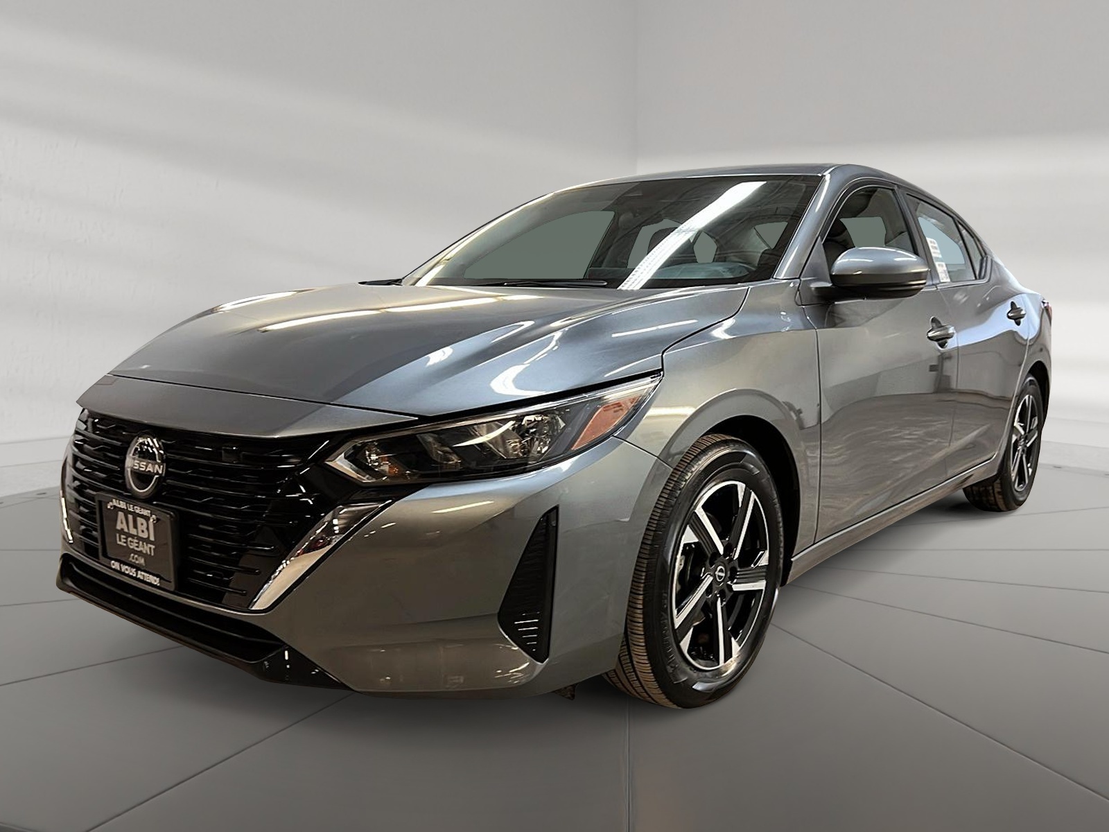 Nissan Sentra SV 2024