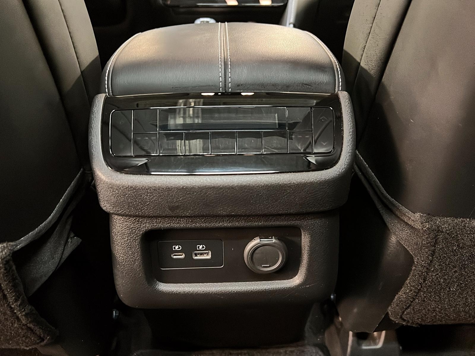 Infiniti QX60 LUXE CUIR TOIT PANO NAV 4RM 2024 - image #12