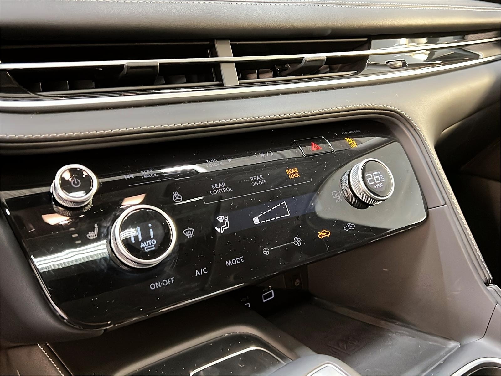 Infiniti QX60 LUXE CUIR TOIT PANO NAV 4RM 2024 - image #18