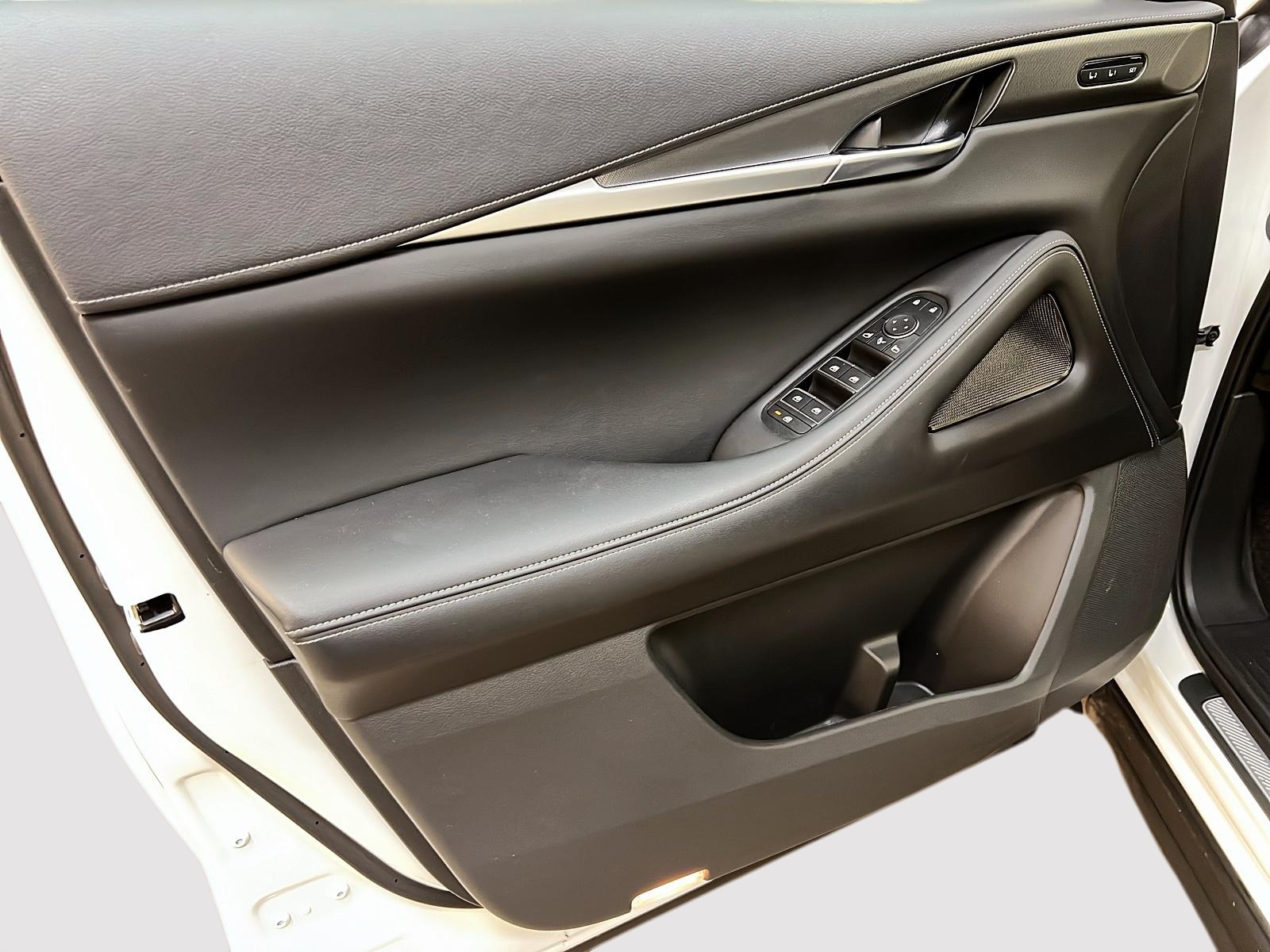 Infiniti QX60 2024 - Image #27