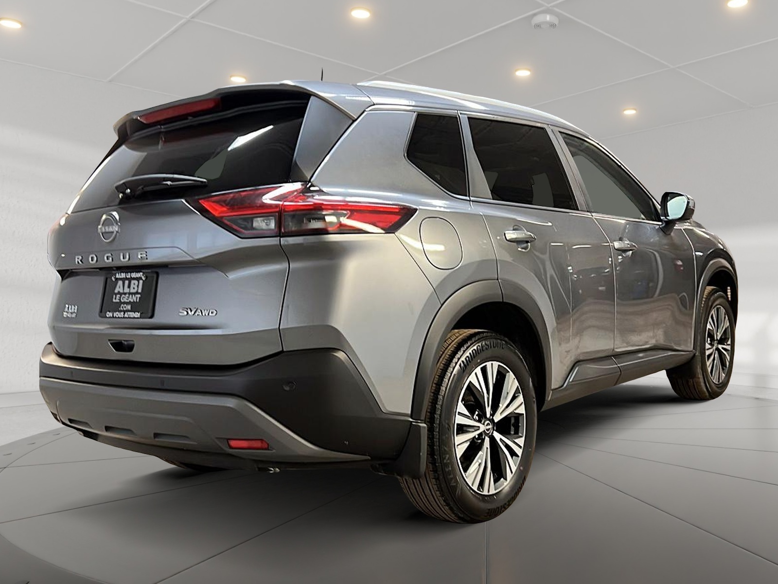 Nissan Rogue SV TOIT PANO 4RM 2023 — photo 4