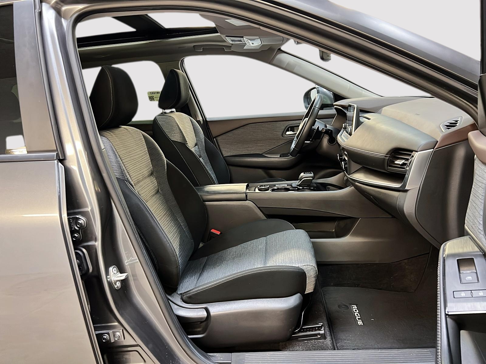 Nissan Rogue SV TOIT PANO 4RM 2023 — photo 8