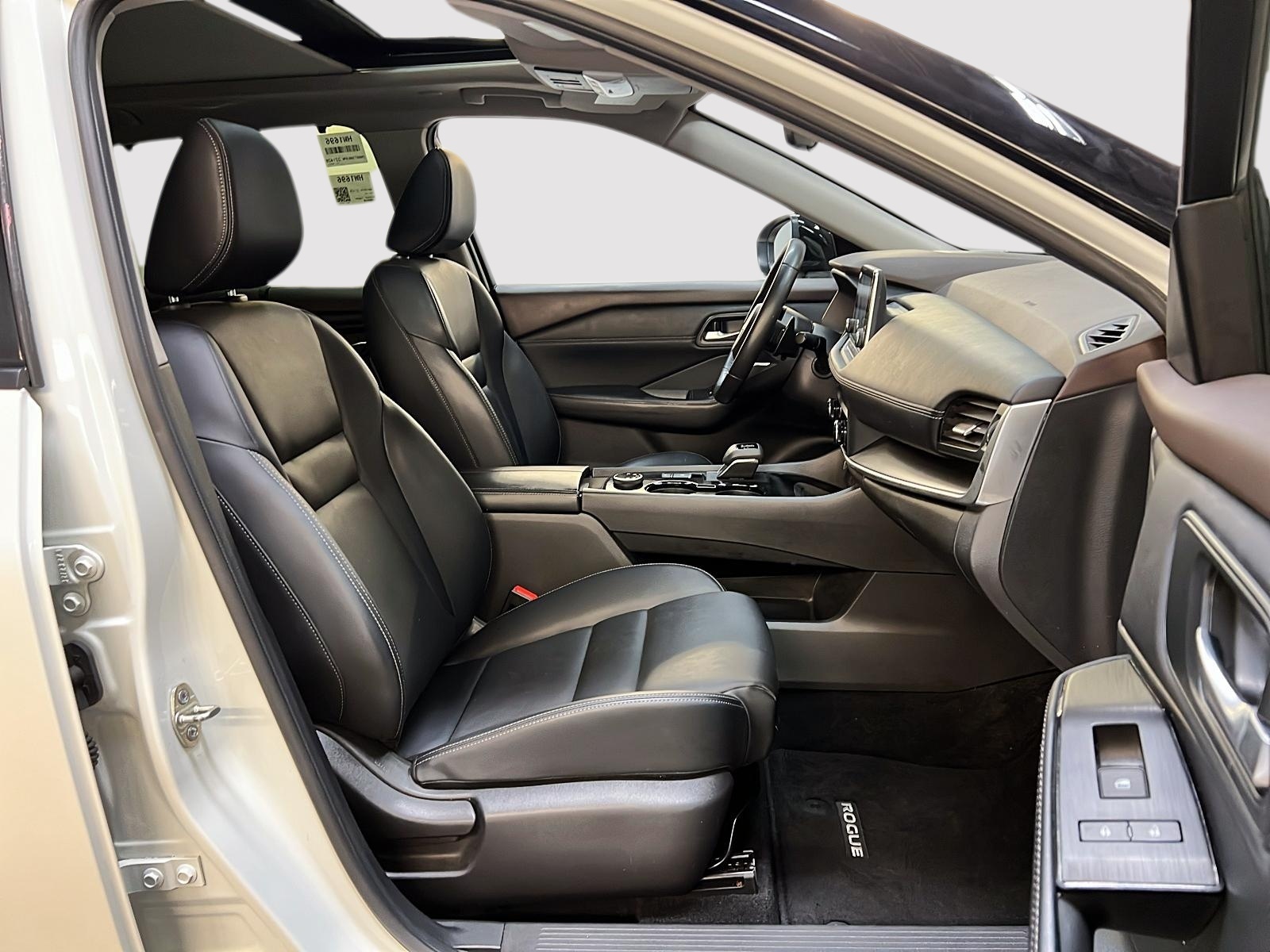 Nissan Rogue SV MIDNIGHT CUIR TOIT PANO 4RM 2023 — photo 8