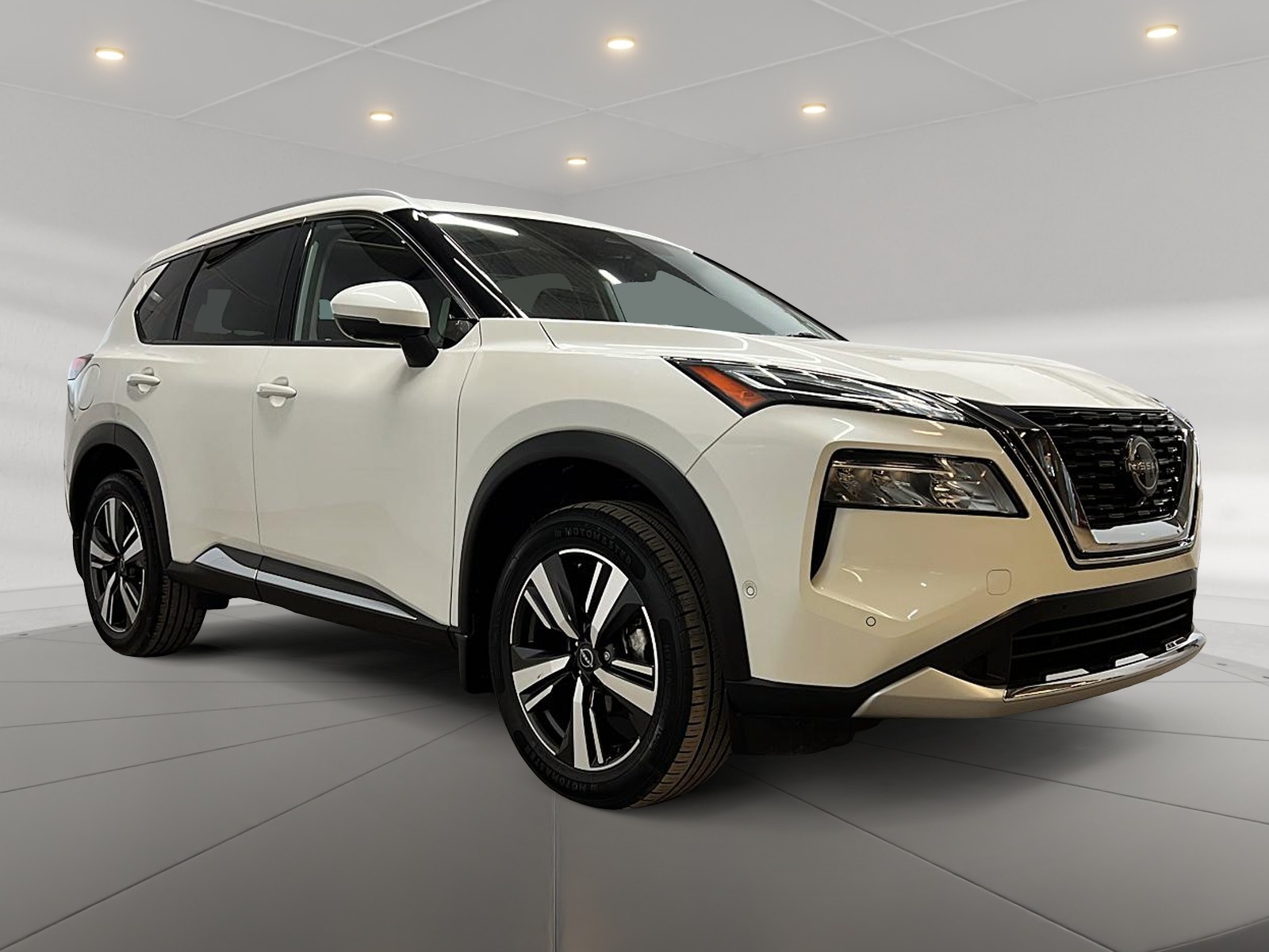 Nissan Rogue PLATINUM CUIR TOIT PANO NAV 4RM 2023 — photo 3