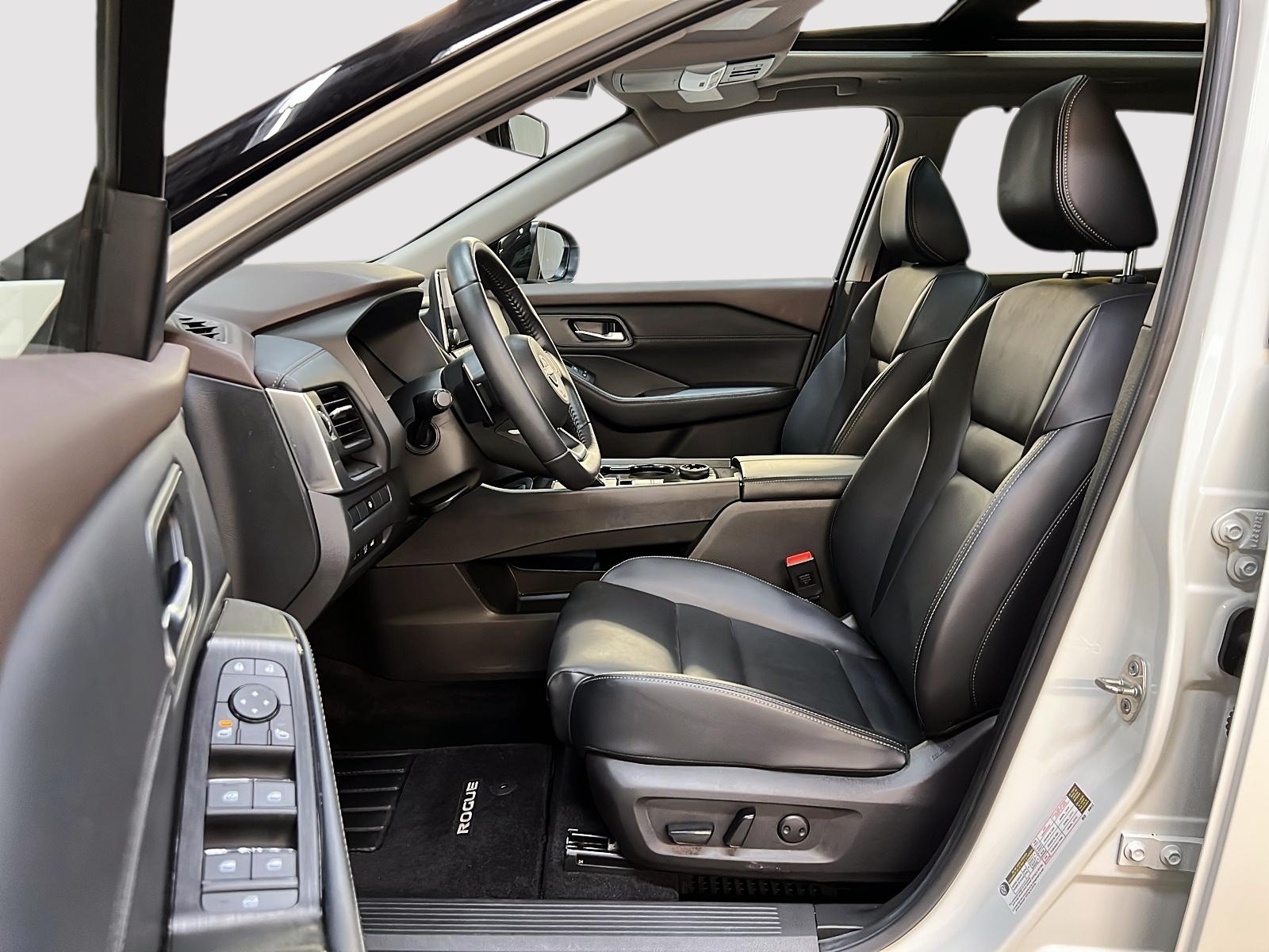 Nissan Rogue SV MIDNIGHT CUIR TOIT PANO 4RM 2023 — photo 7