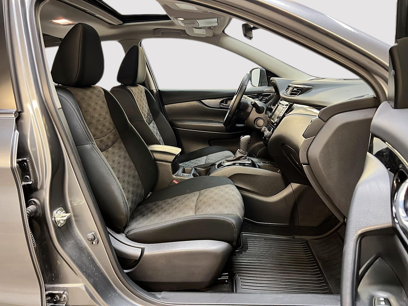 Nissan Qashqai 2023 - Image #8