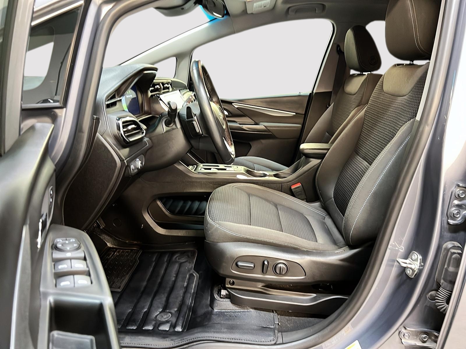 Chevrolet Bolt EV 1LT 2023 - image #7