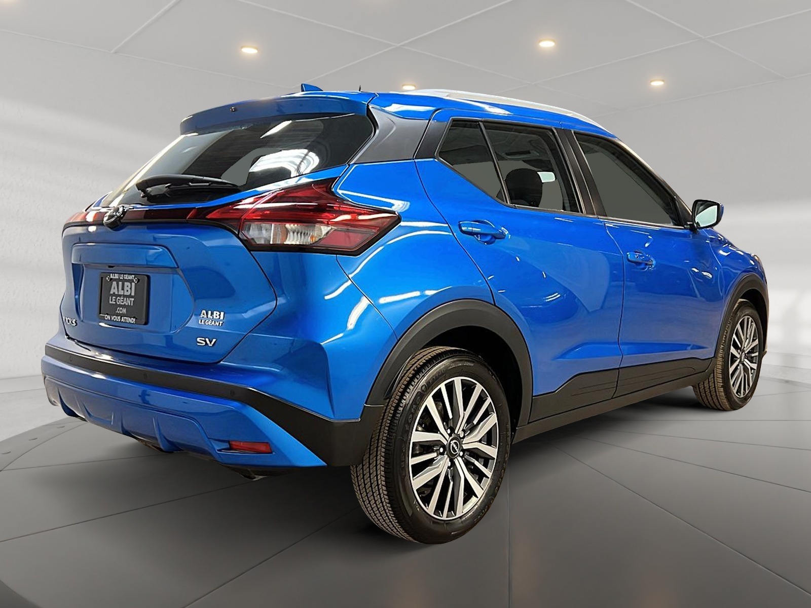Nissan Kicks SV 2023 — photo 4
