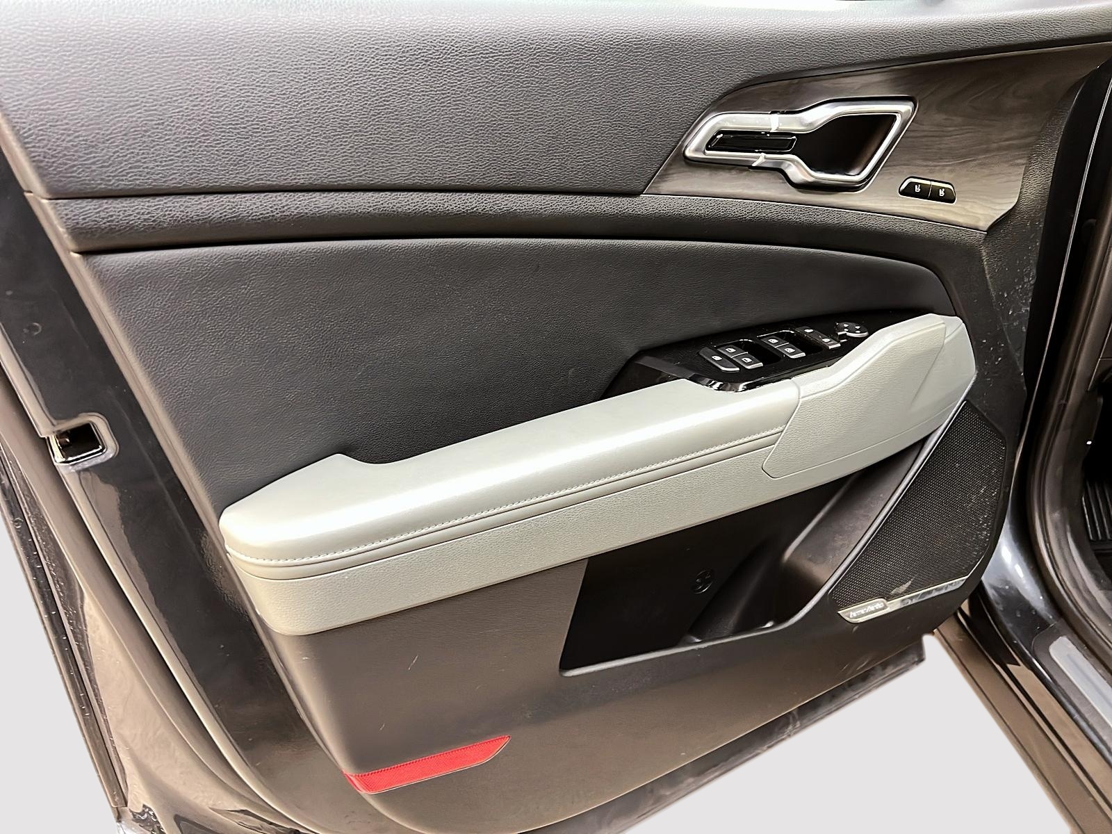 Kia Sportage X-LINE LIMITED CUIR TOIT PANO NAV 4RM 2023 - image #25