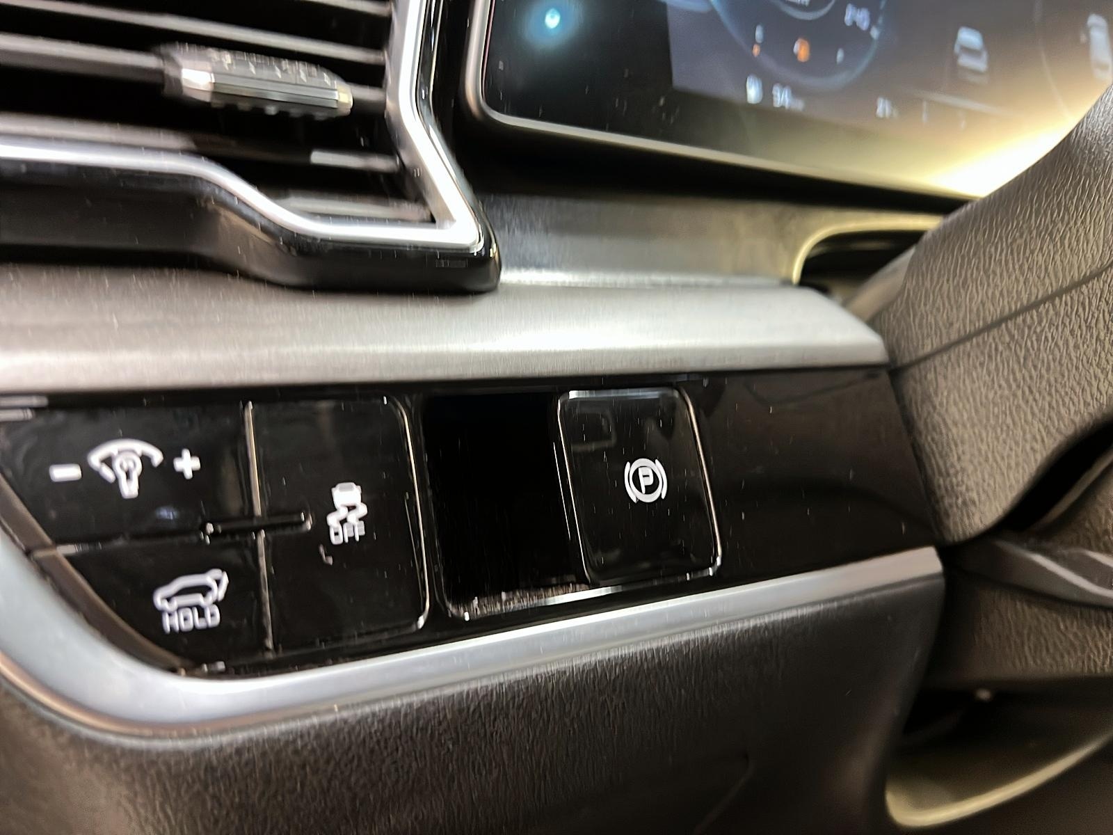 Kia Sportage X-LINE LIMITED CUIR TOIT PANO NAV 4RM 2023 - image #23