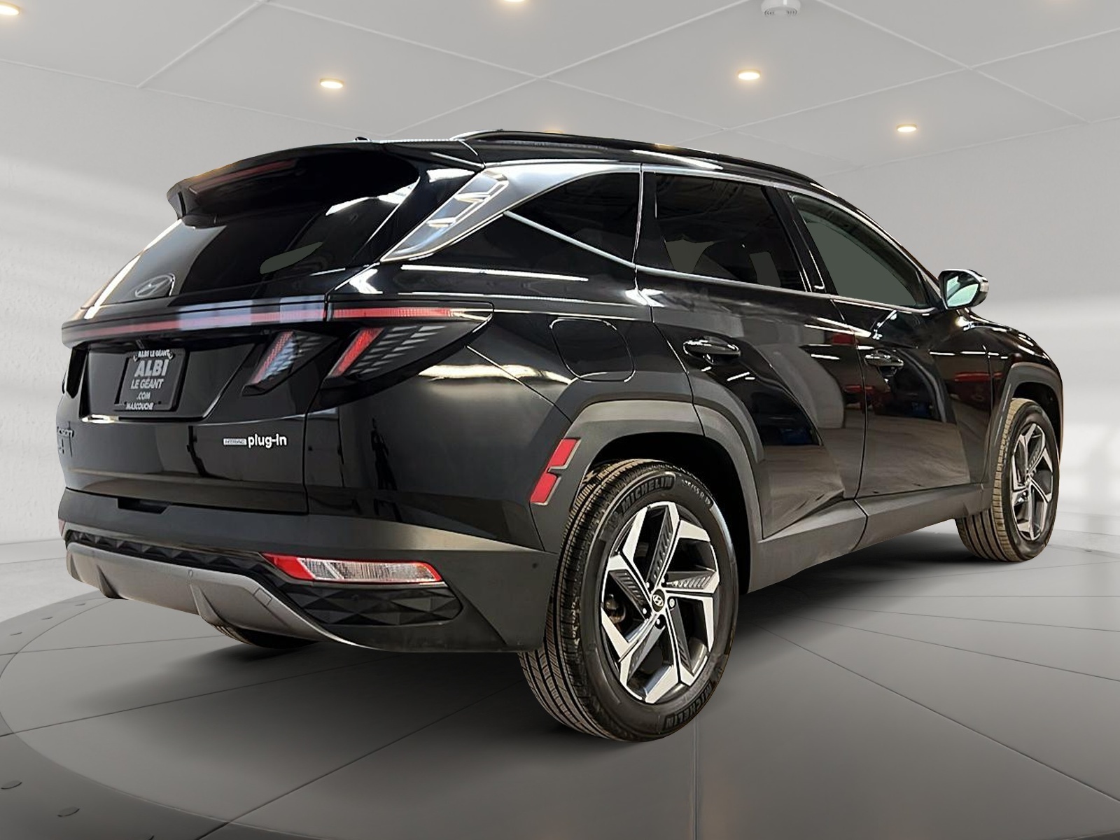 Hyundai Tucson ULTIMATE PHEV CUIR TOIT PANO NAV 4RM 2024 - image #4