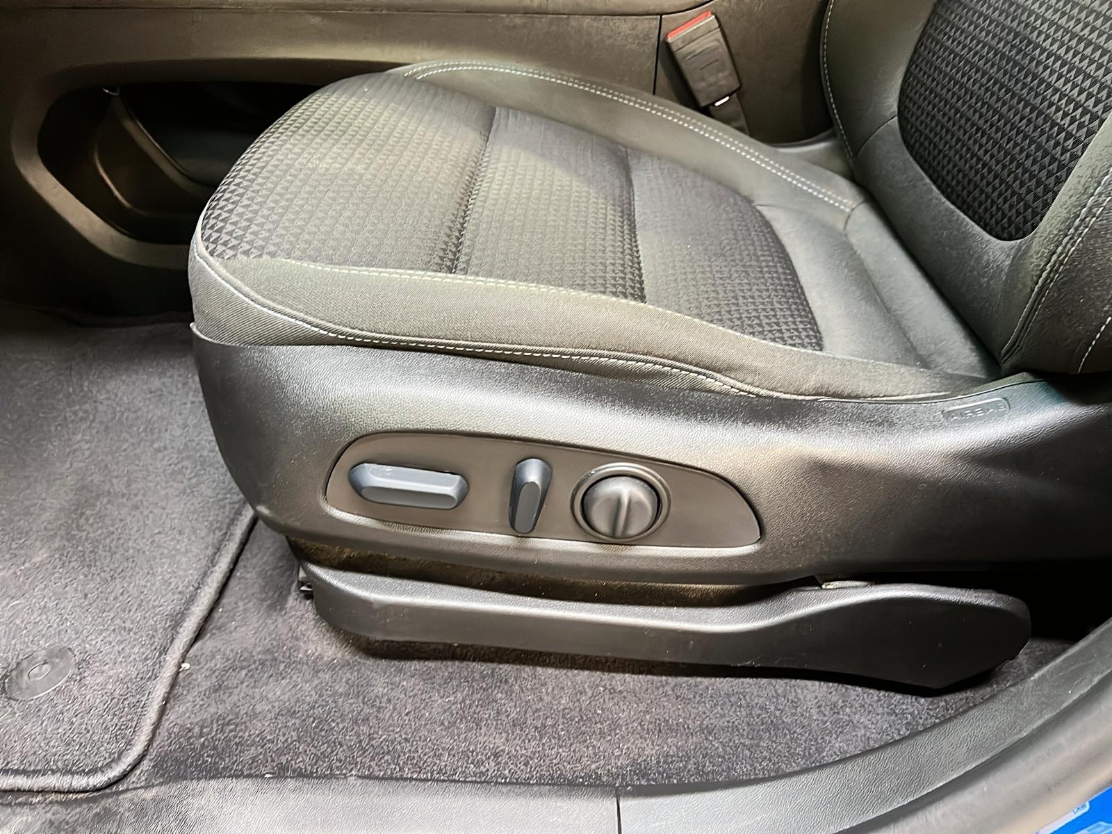 Chevrolet Bolt EV 1LT 2023 - image #23