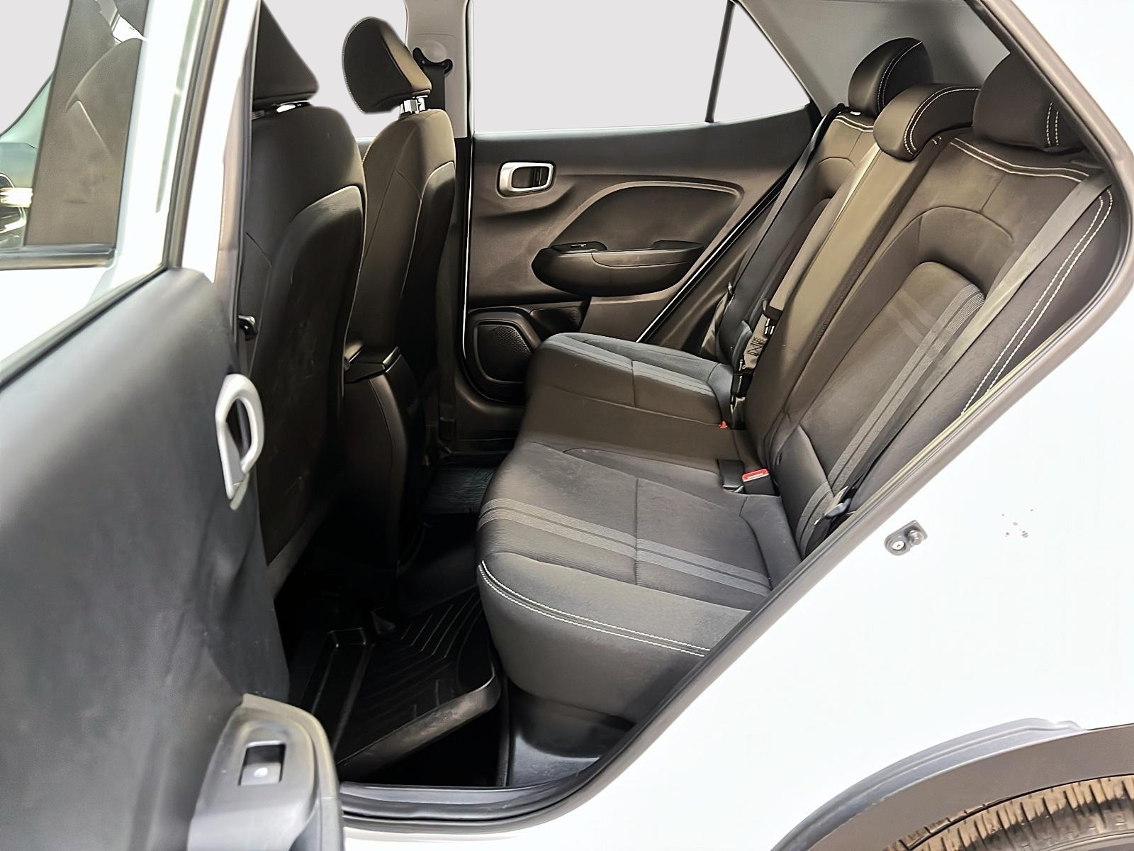 Hyundai Venue PREFERRED 2022 - image #9