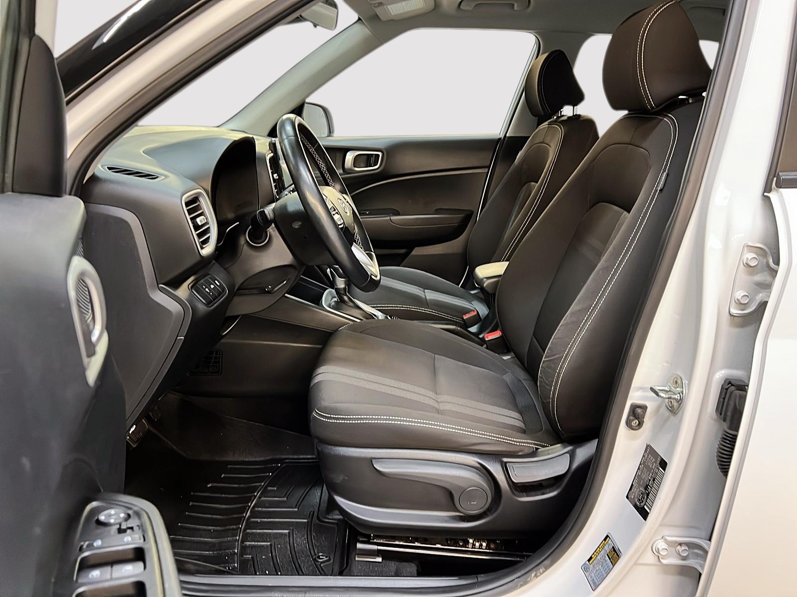 Hyundai Venue PREFERRED 2022 - image #7