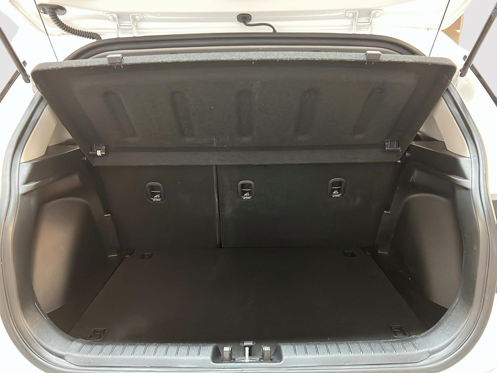 Hyundai Venue PREFERRED 2022 - image #12