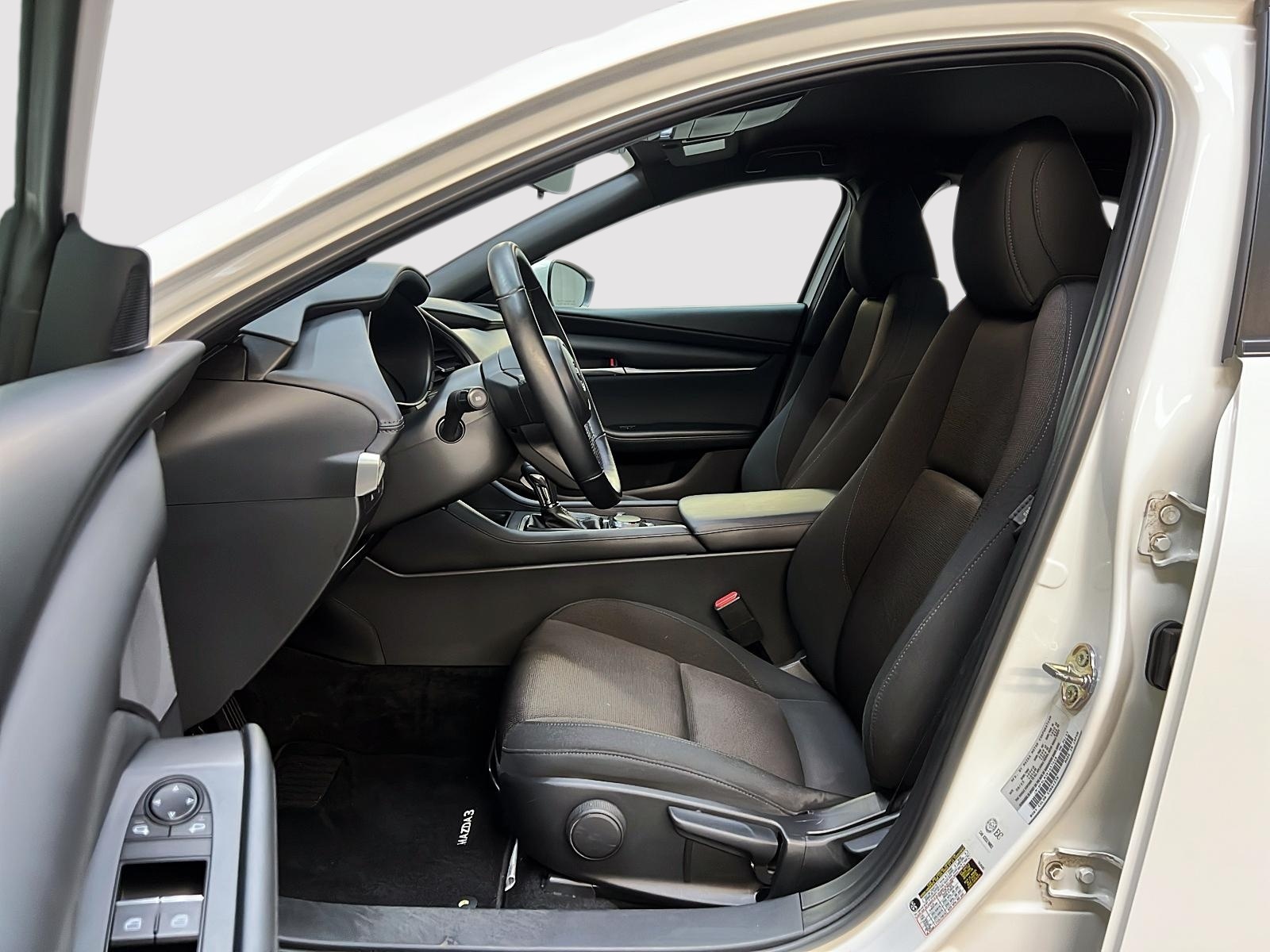 Mazda Mazda3 Sport GS 2024 - image #7