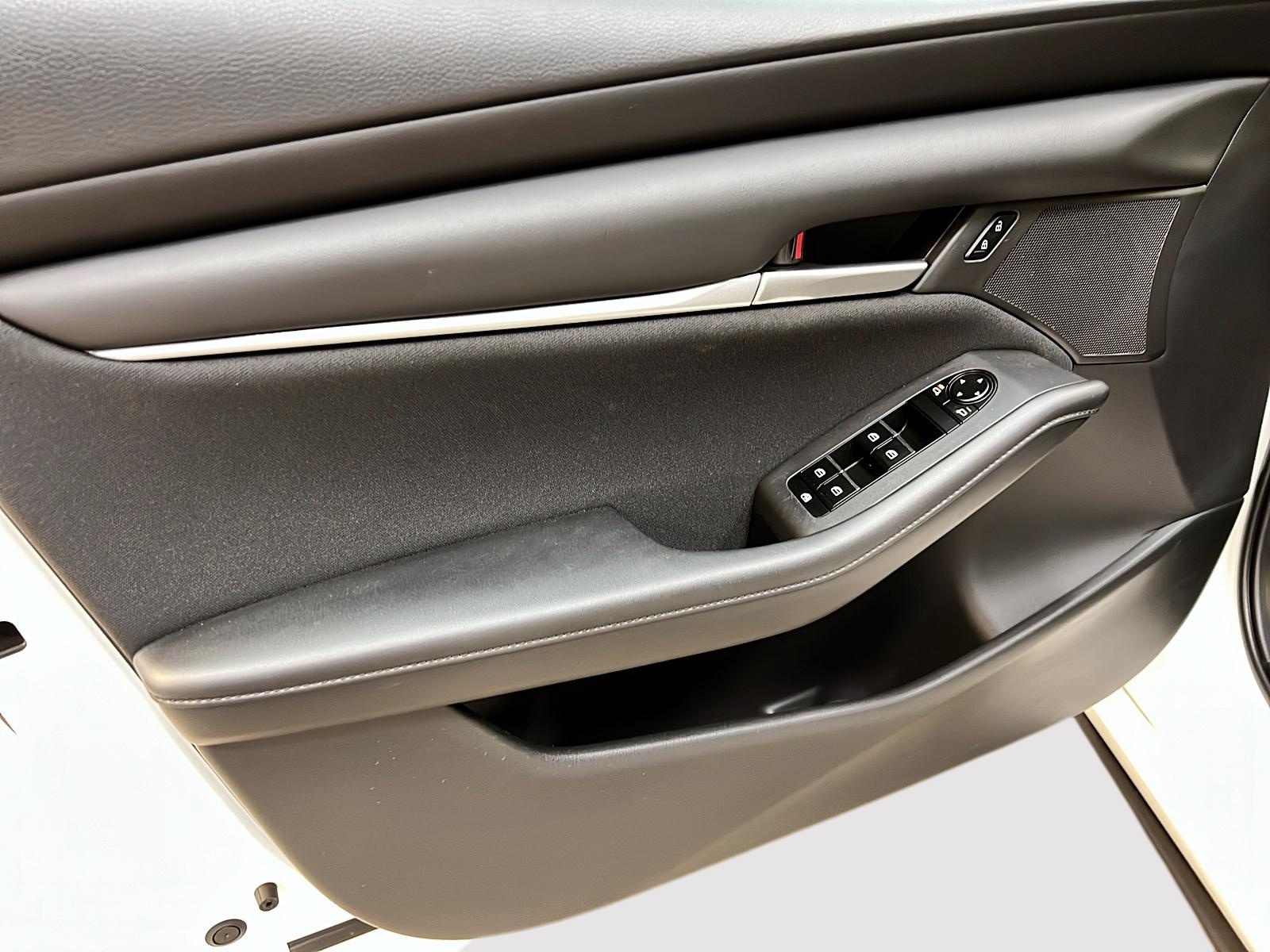 Mazda Mazda3 Sport 2024 - Image #23