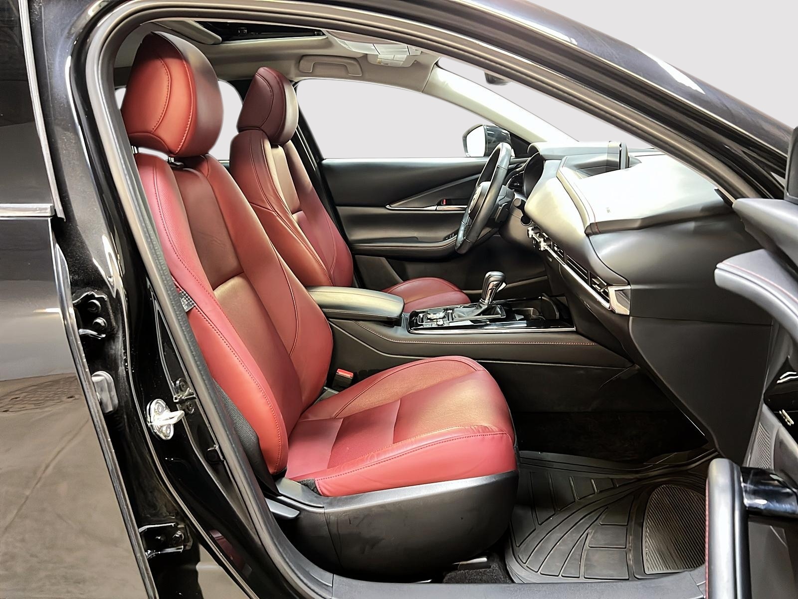 Mazda CX-30 GT CUIR TOIT NAV 4RM 2023 - image #8