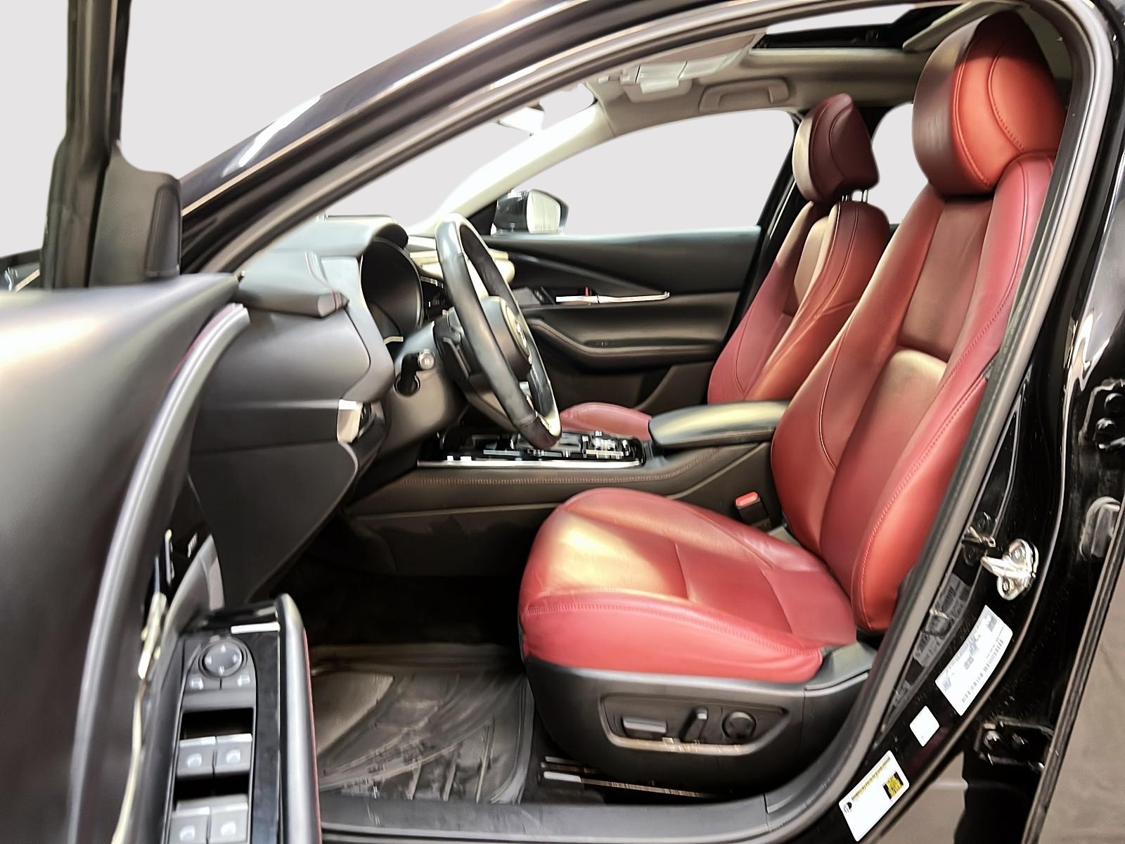 Mazda CX-30 GT CUIR TOIT NAV 4RM 2023 - image #7