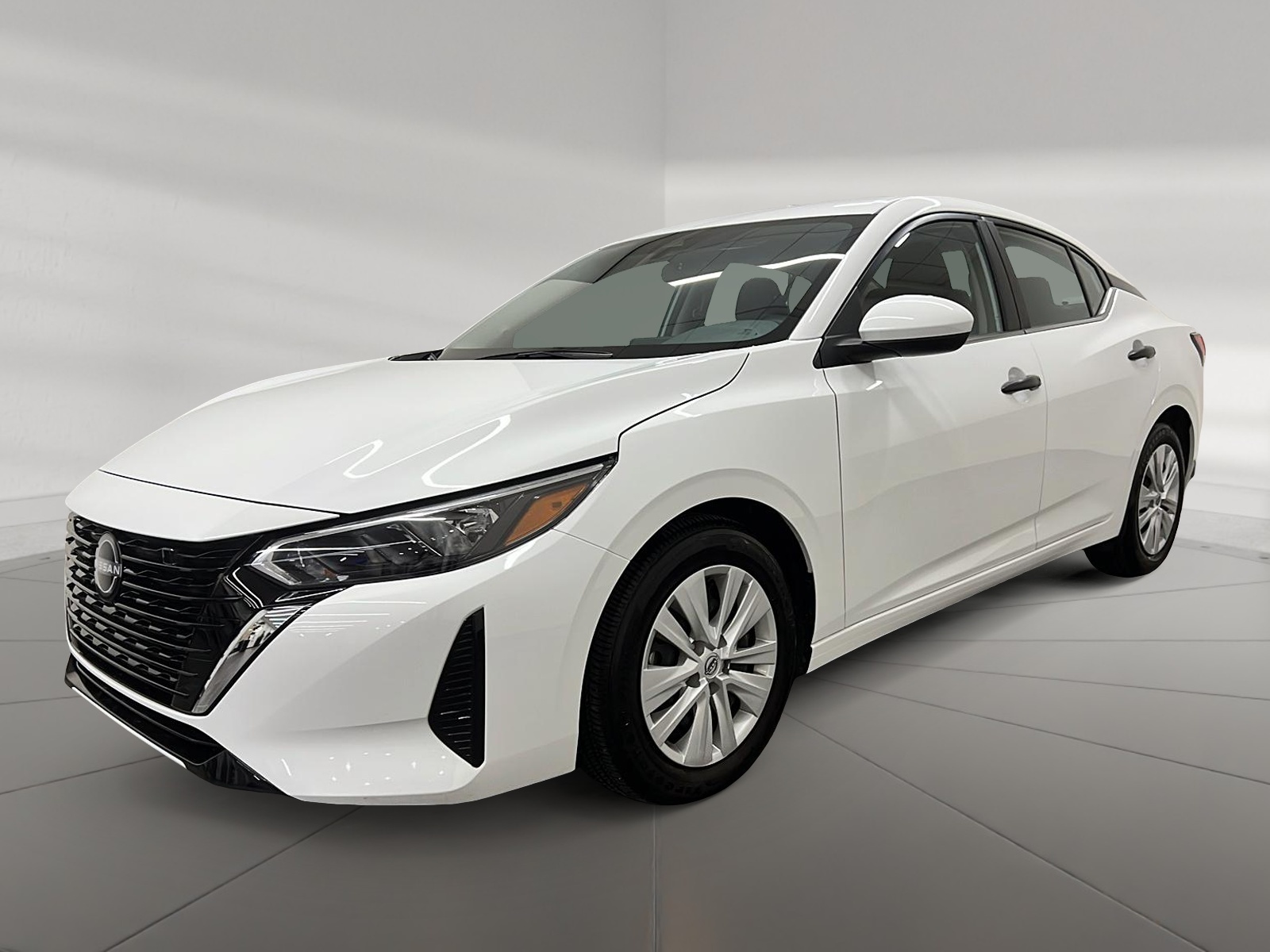 Nissan Sentra S PLUS 2025