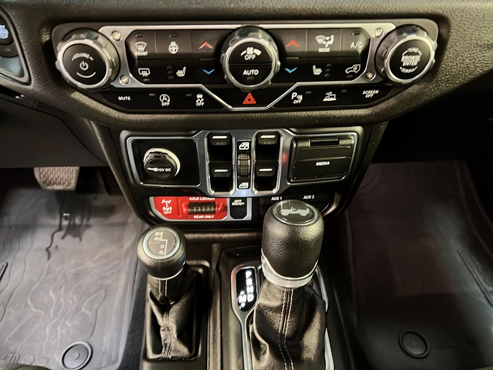 Jeep Wrangler 2024 - Image #13