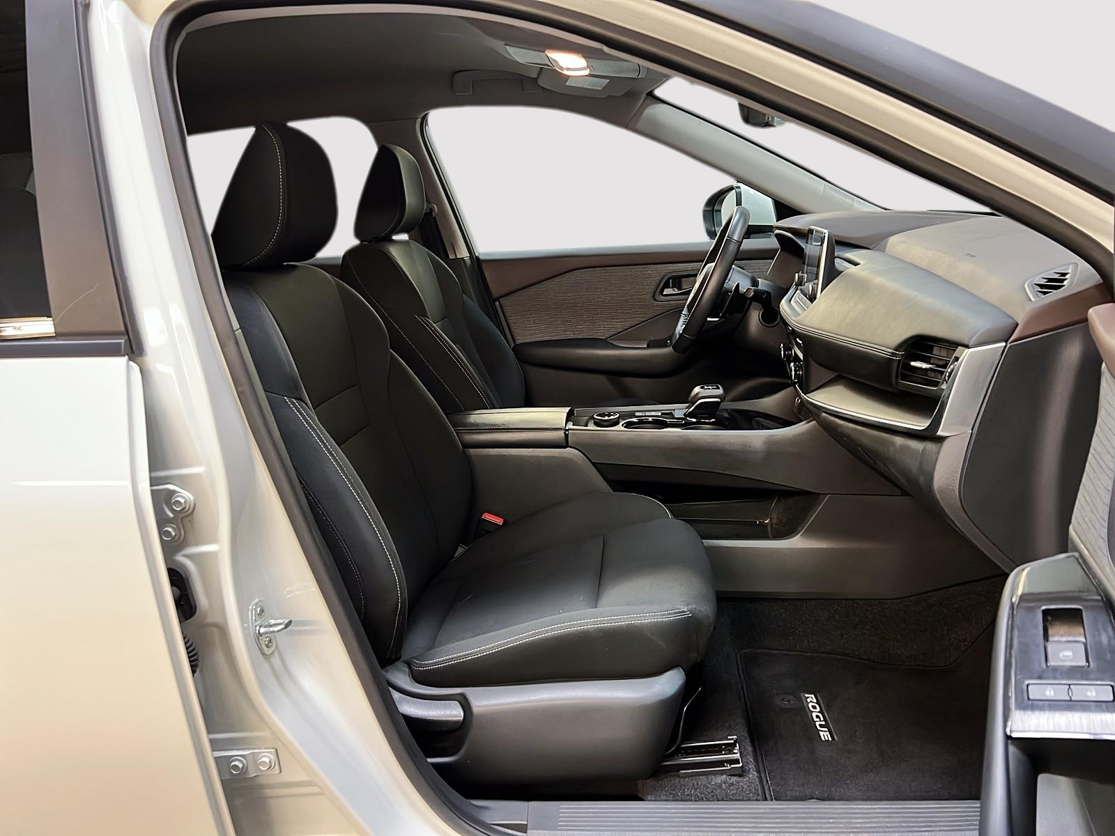 Nissan Rogue S 4RM 2023 — photo 8