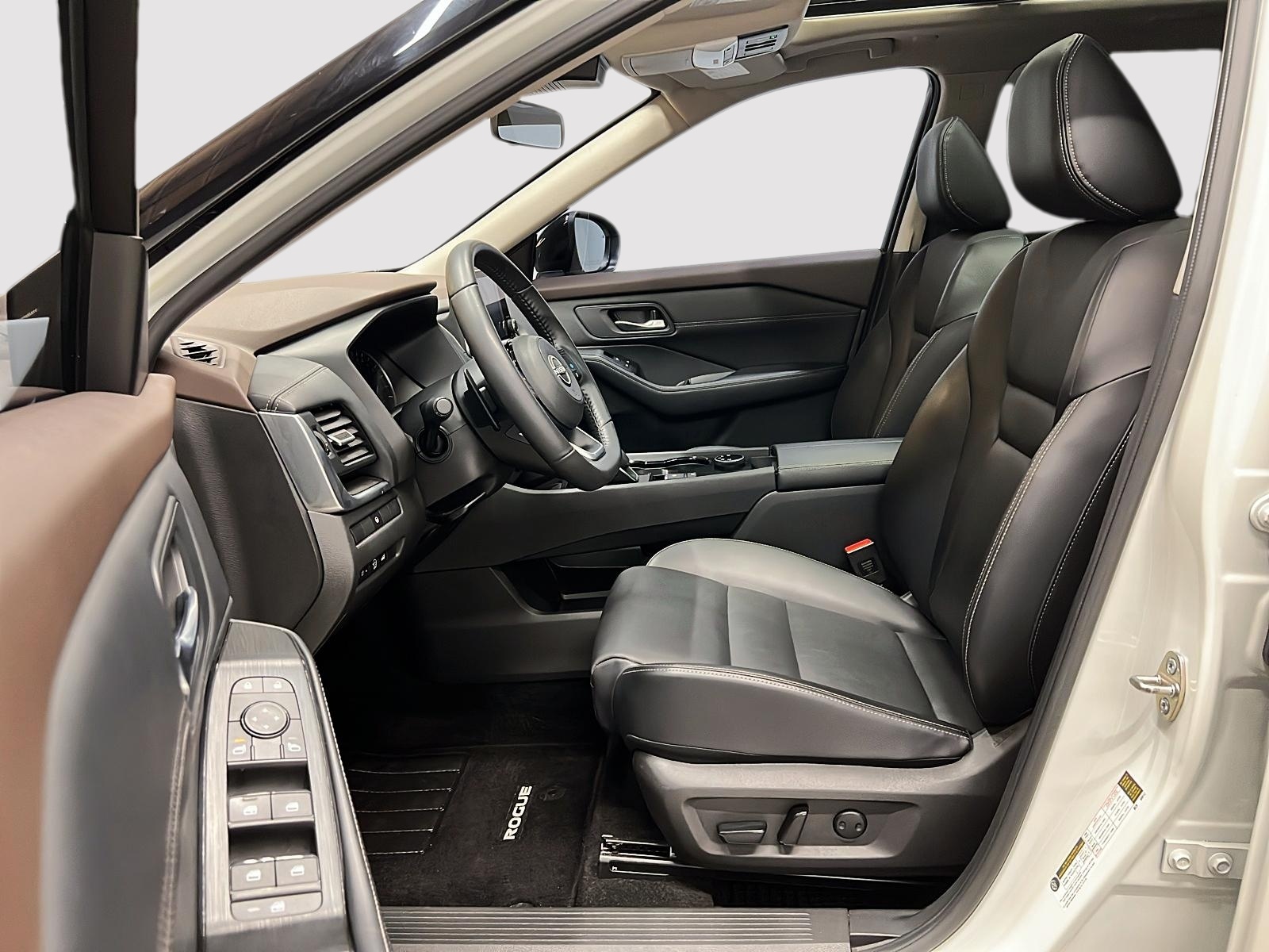 Nissan Rogue SV MIDNIGHT CUIR TOIT PANO 4RM 2023 — photo 7