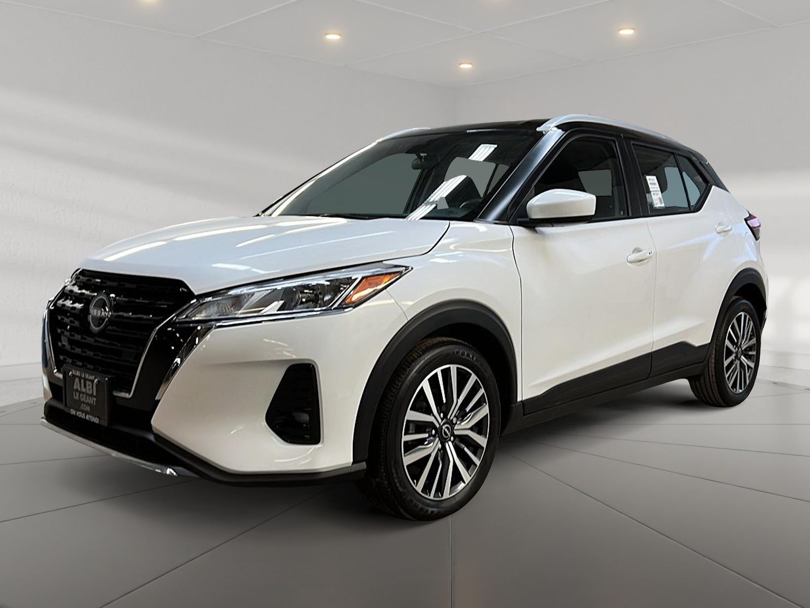 Nissan Kicks SV 2024