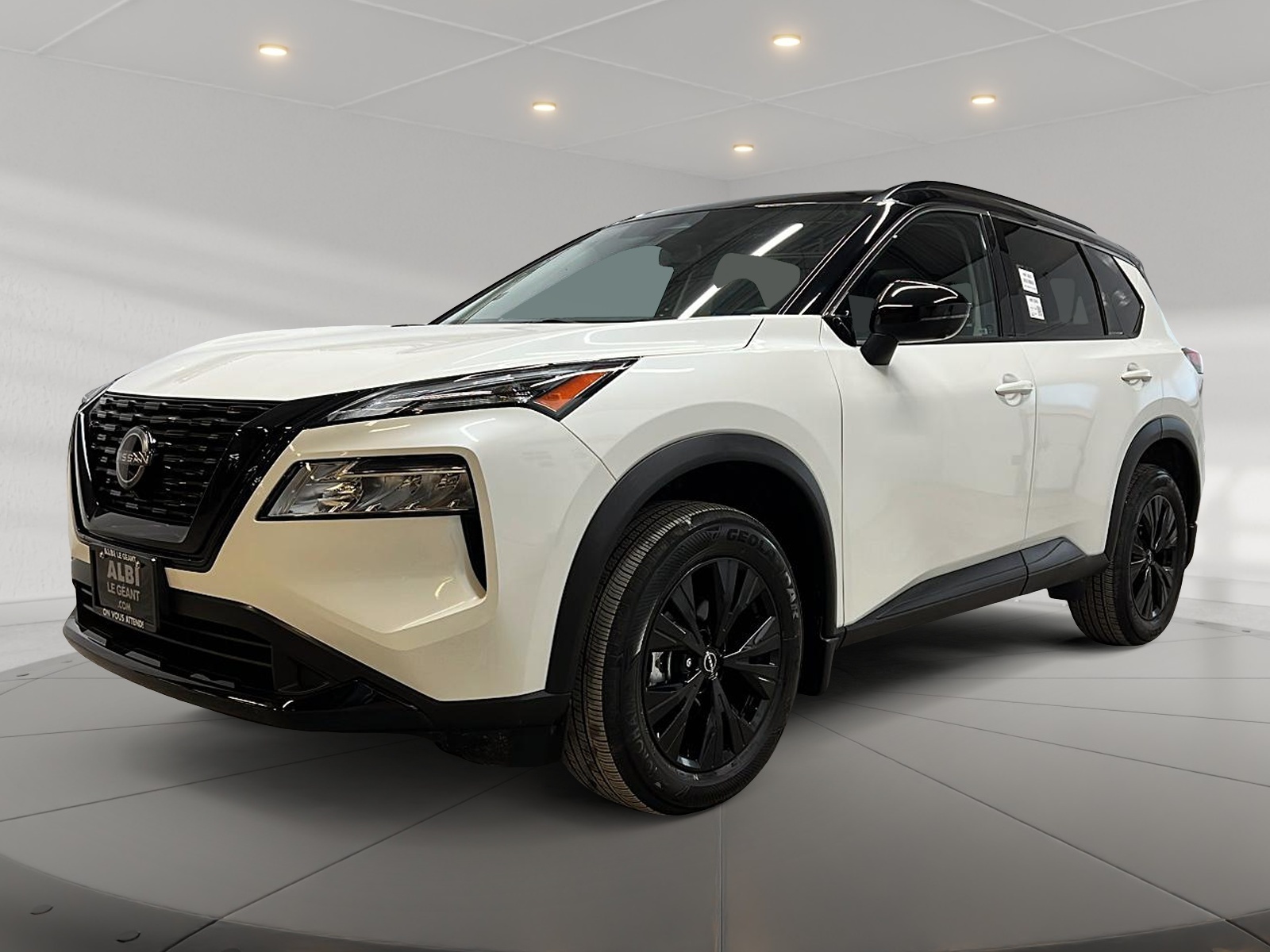 Nissan Rogue SV MIDNIGHT CUIR TOIT PANO 4RM 2023