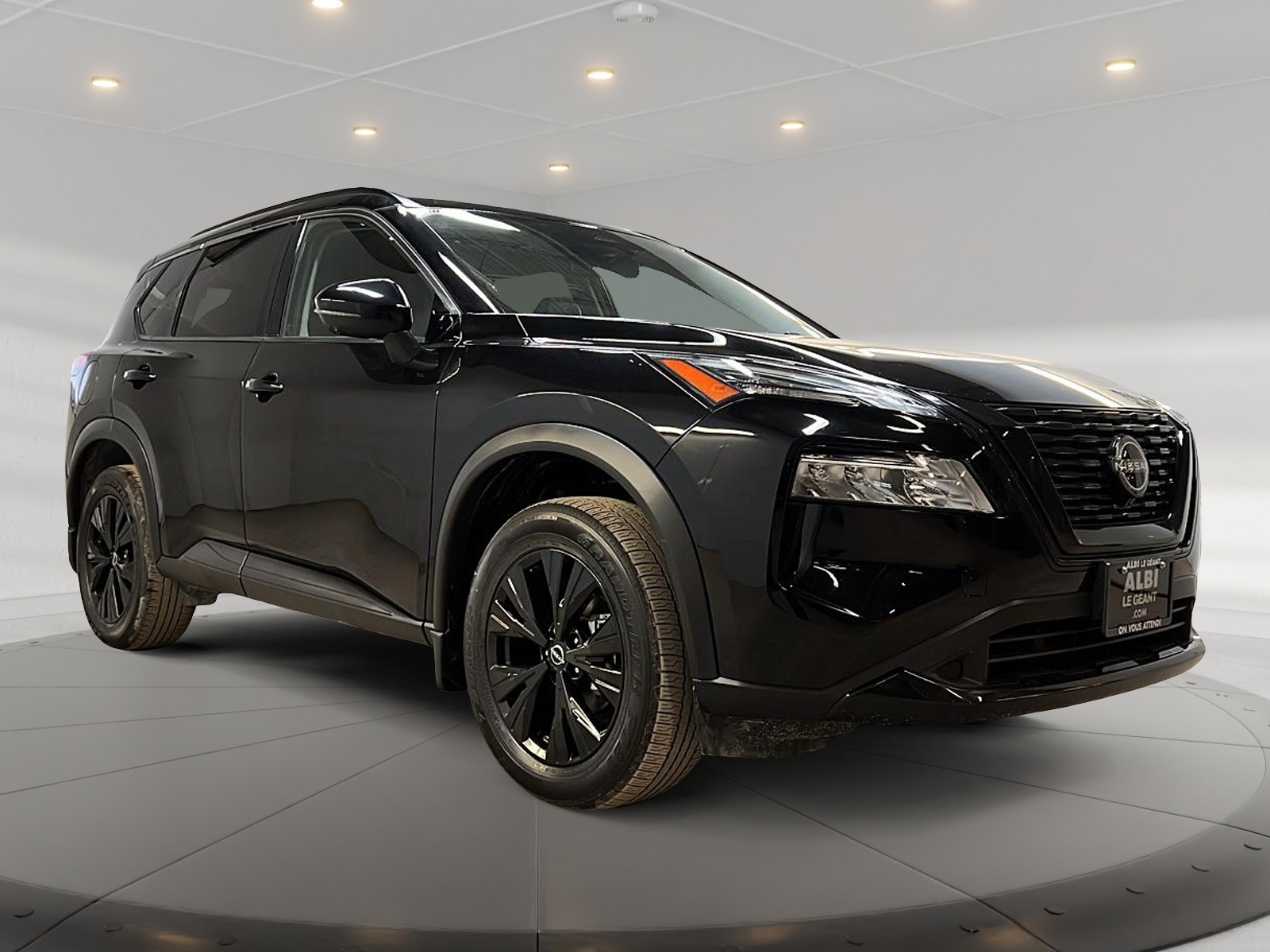 Nissan Rogue SV MIDNIGHT CUIR TOIT PANO 4RM 2023 — photo 3