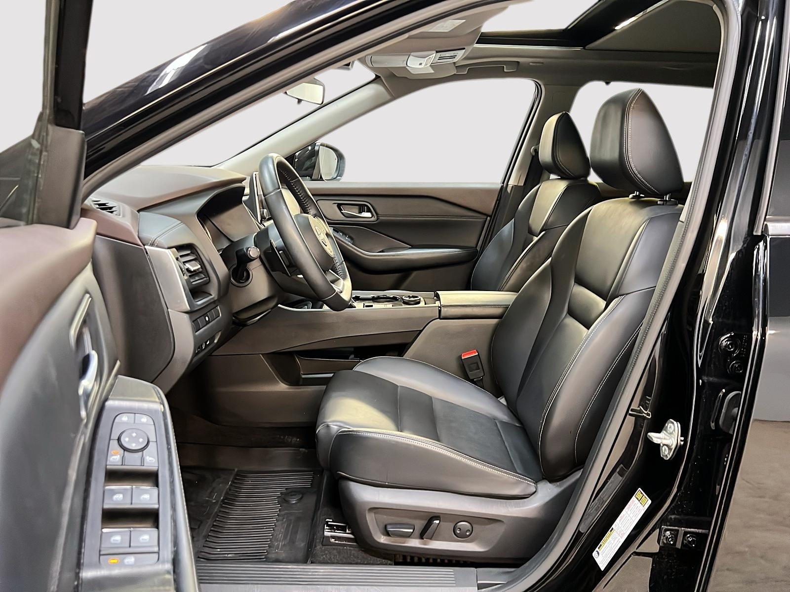 Nissan Rogue SV MIDNIGHT CUIR TOIT PANO 4RM 2023 — photo 7