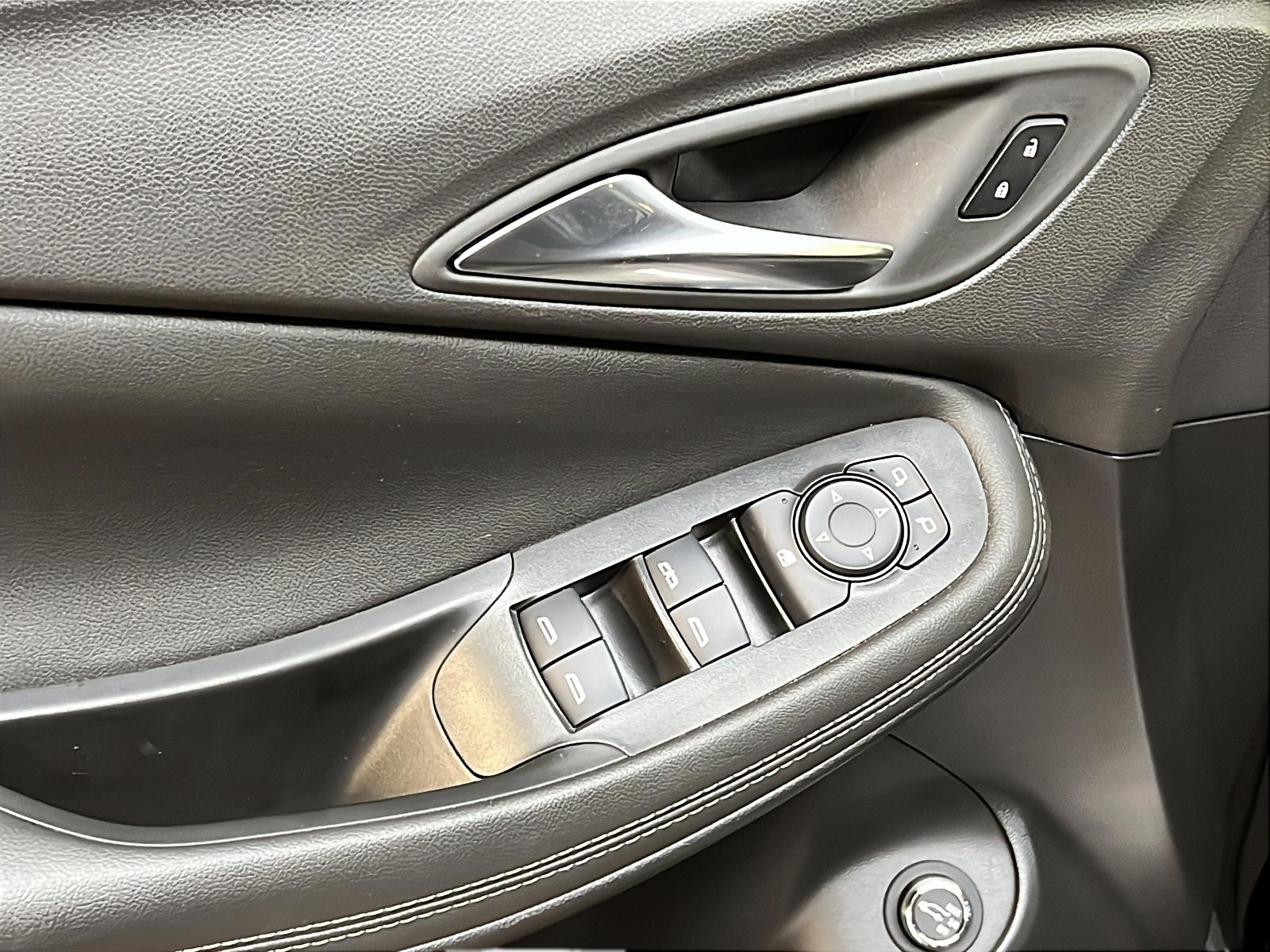 Buick Encore GX SELECT ST GR EXPERIENCE TOIT PANO 4RM 2023 - image #23