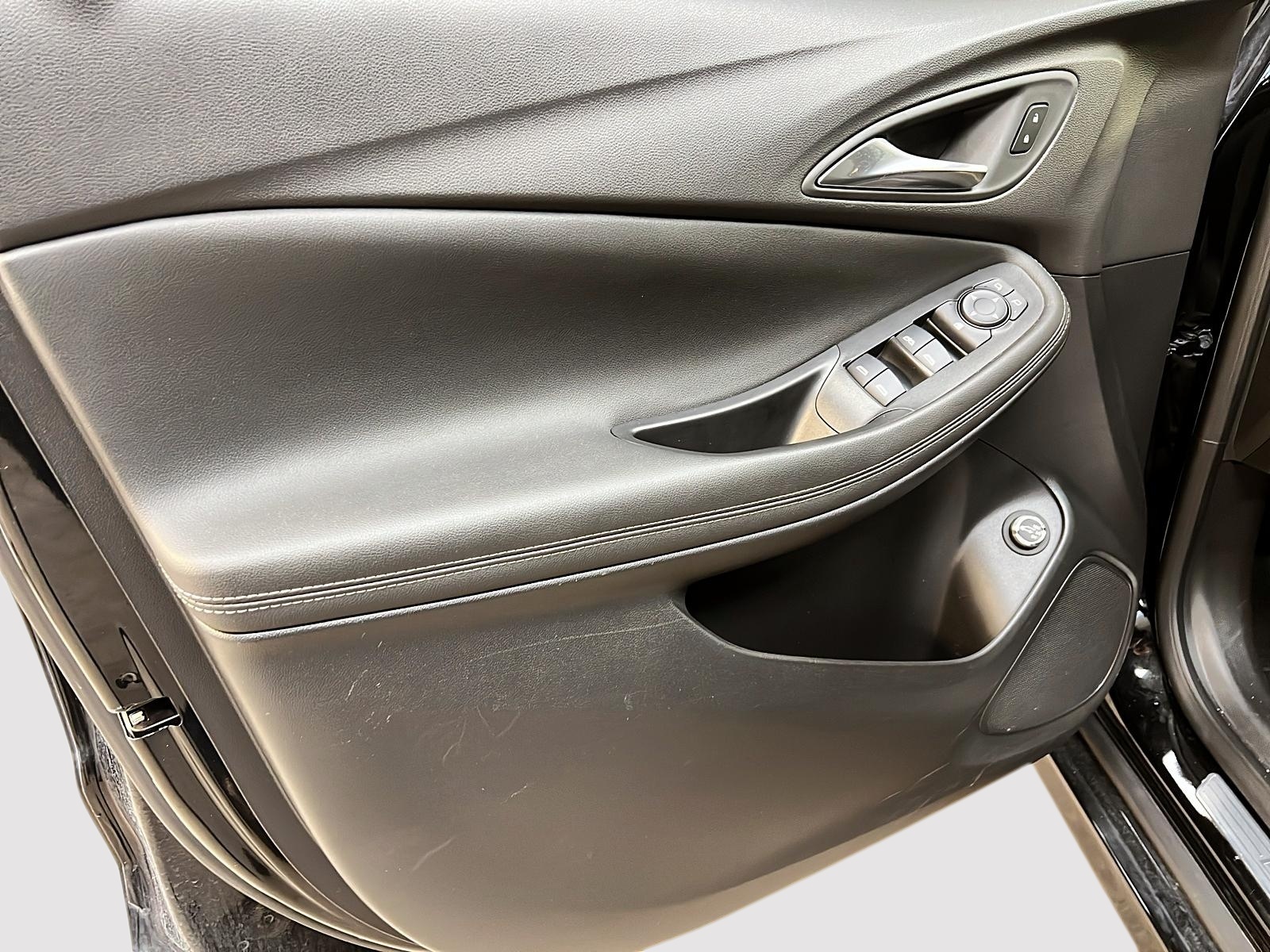 Buick Encore GX SELECT ST GR EXPERIENCE TOIT PANO 4RM 2023 - image #24