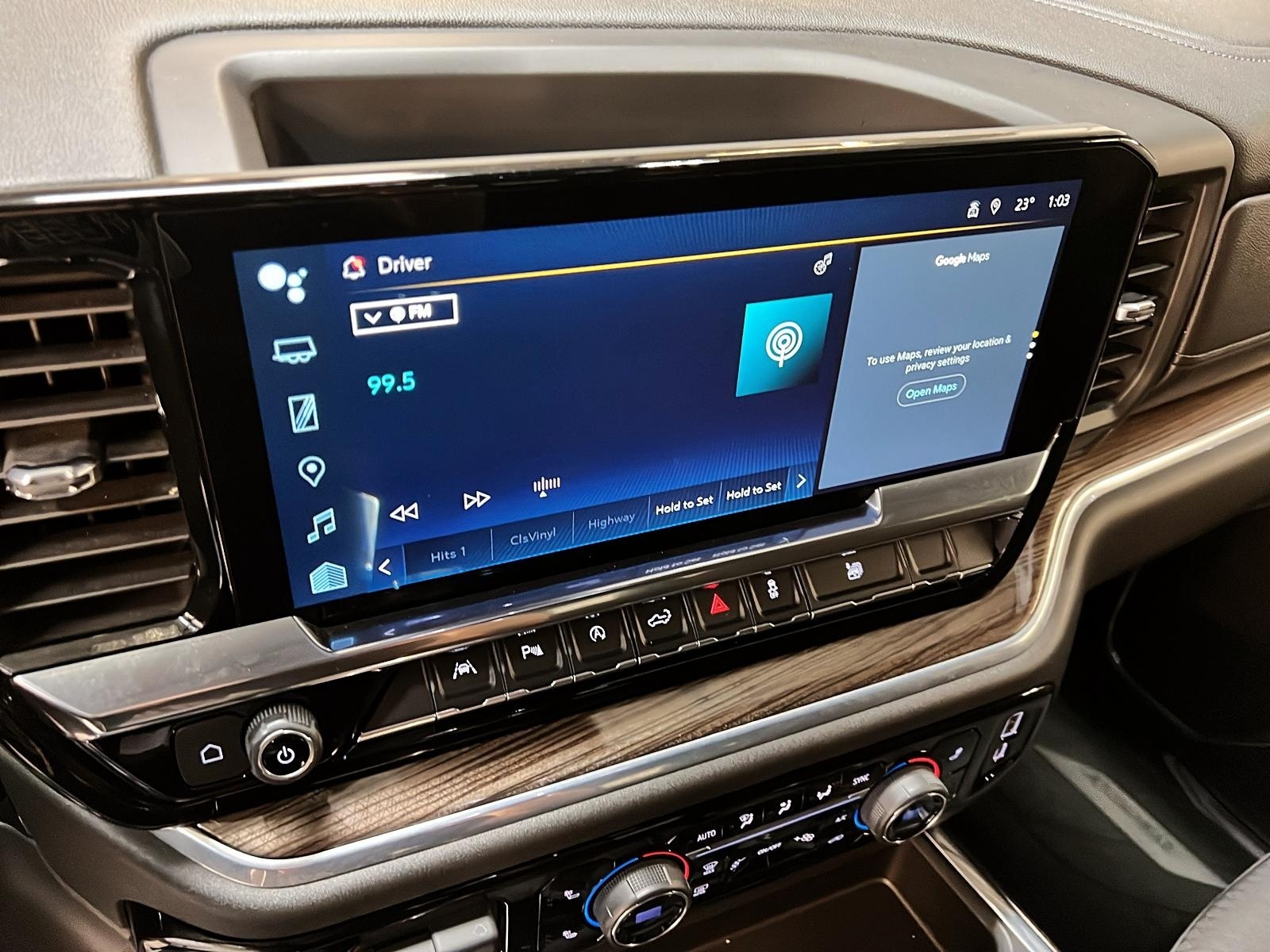 Chevrolet Silverado 1500 RST GR COMMODITÉ CREW CAB 4X4 2024 - image #16