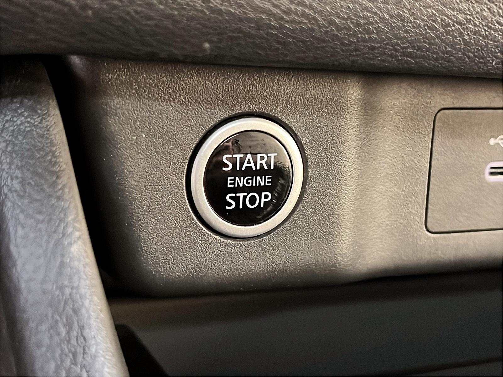 Nissan Rogue SV TOIT PANO 4RM 2023 - image #18