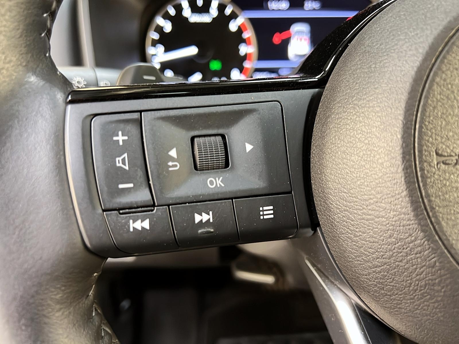 Nissan Rogue SV TOIT PANO 4RM 2023 - image #20