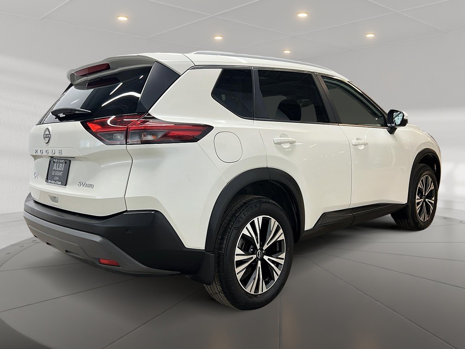 Nissan Rogue SV TOIT PANO 4RM 2023 — photo 4