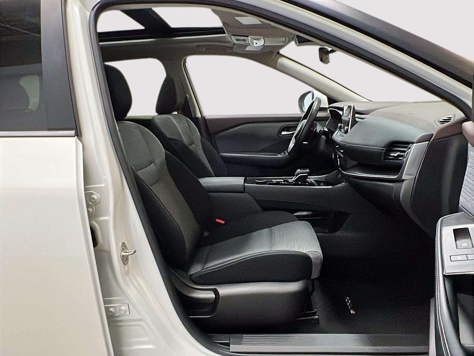 Nissan Rogue SV TOIT PANO 4RM 2023 — photo 8